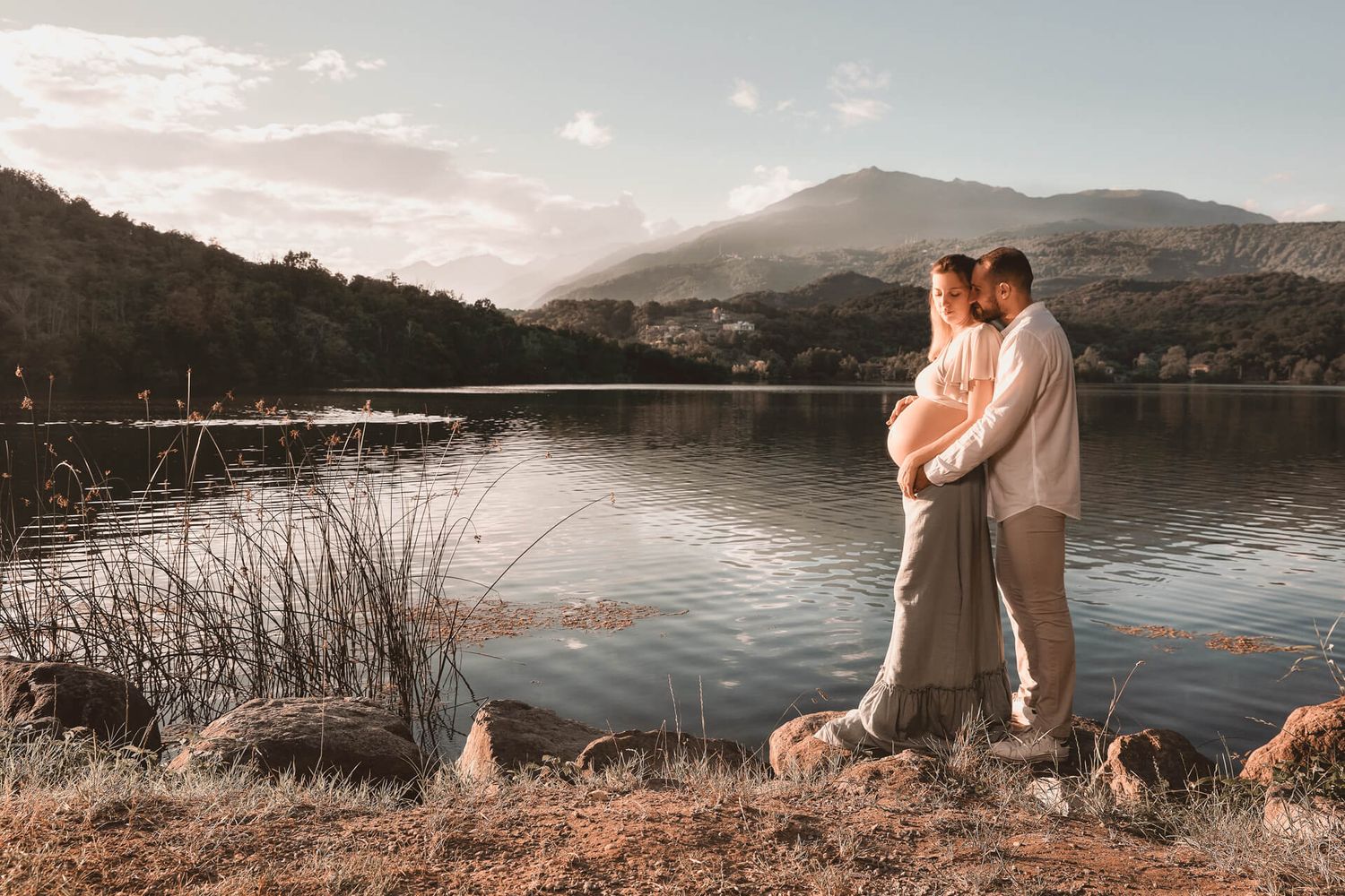 fotografia di famiglia a bruino torino - tema famiglia | servizio fotografico dedicato alla gravidanza