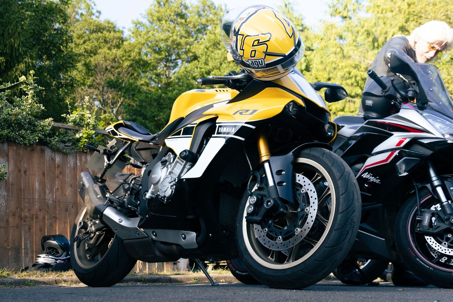 Yamaha R1