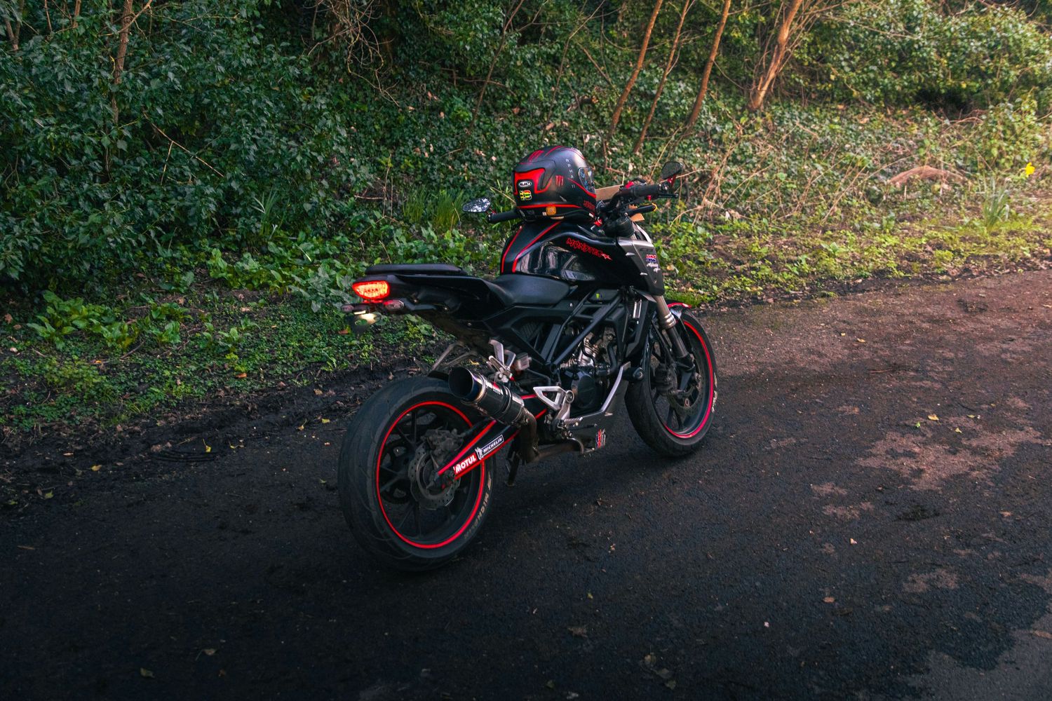 Honda CB125R
