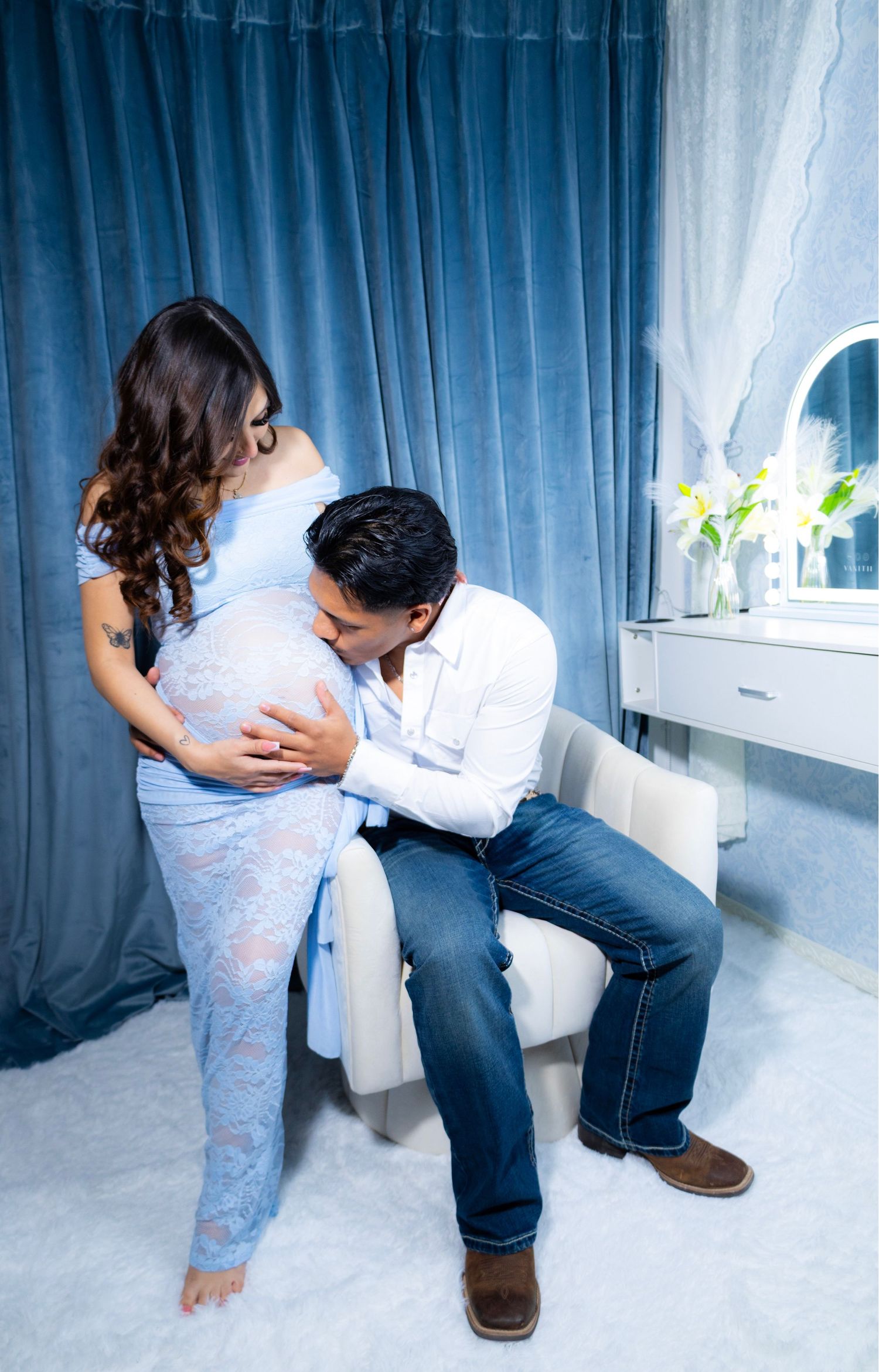 Blue Old Hollywood vanity photography set with vintage décor, ideal for elegant maternity photoshoots at Hidden Frames Studio in Las Vegas.