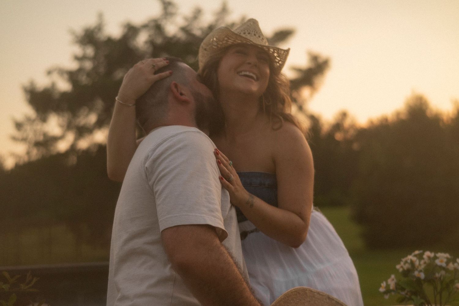 Destination weddings, elopements, engagement Photographer  in 30A, Destin, Emerald coast Florida. Underwater photographer