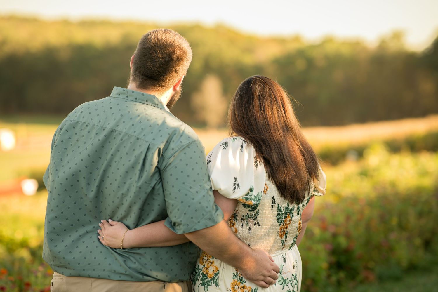 Renshaw Farms Freeport PA engagement photos, rustic barn countryside session, golden fields and wildflowers, Pittsburgh area photographer.