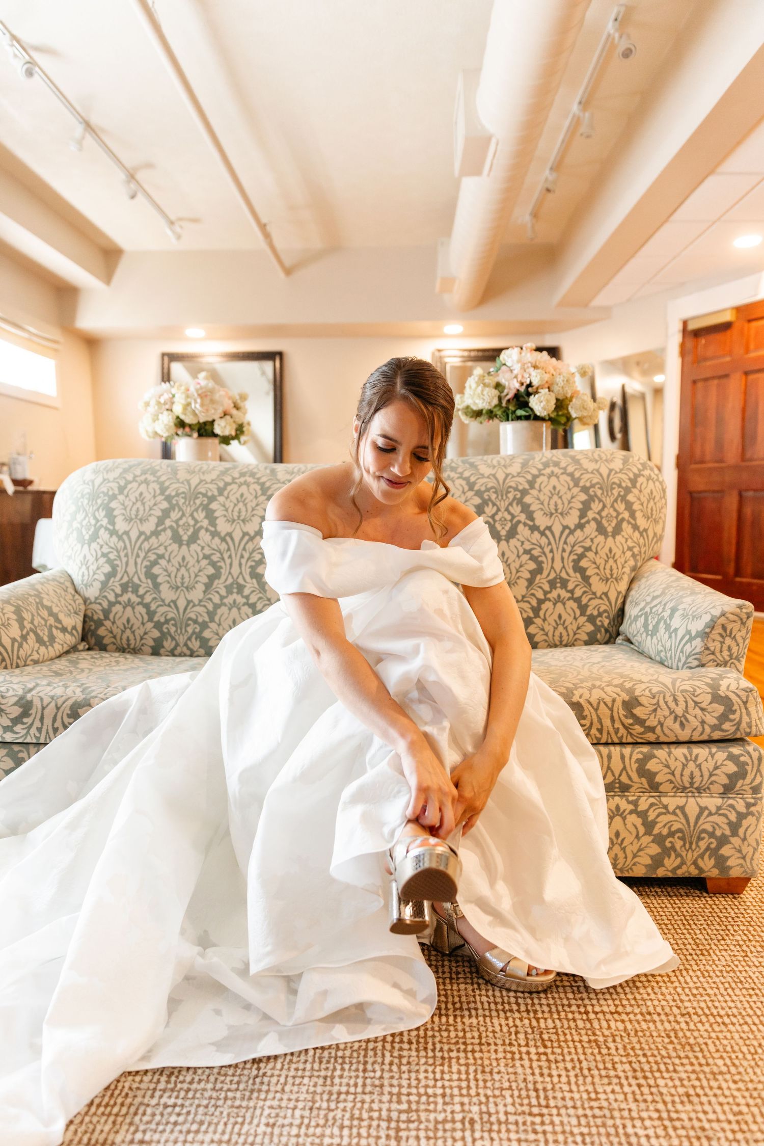Barn on the Pemi, Plymouth, NH Wedding Venue Summer Wedding NH Documentary Wedding Photographer Heather Bronson Photography