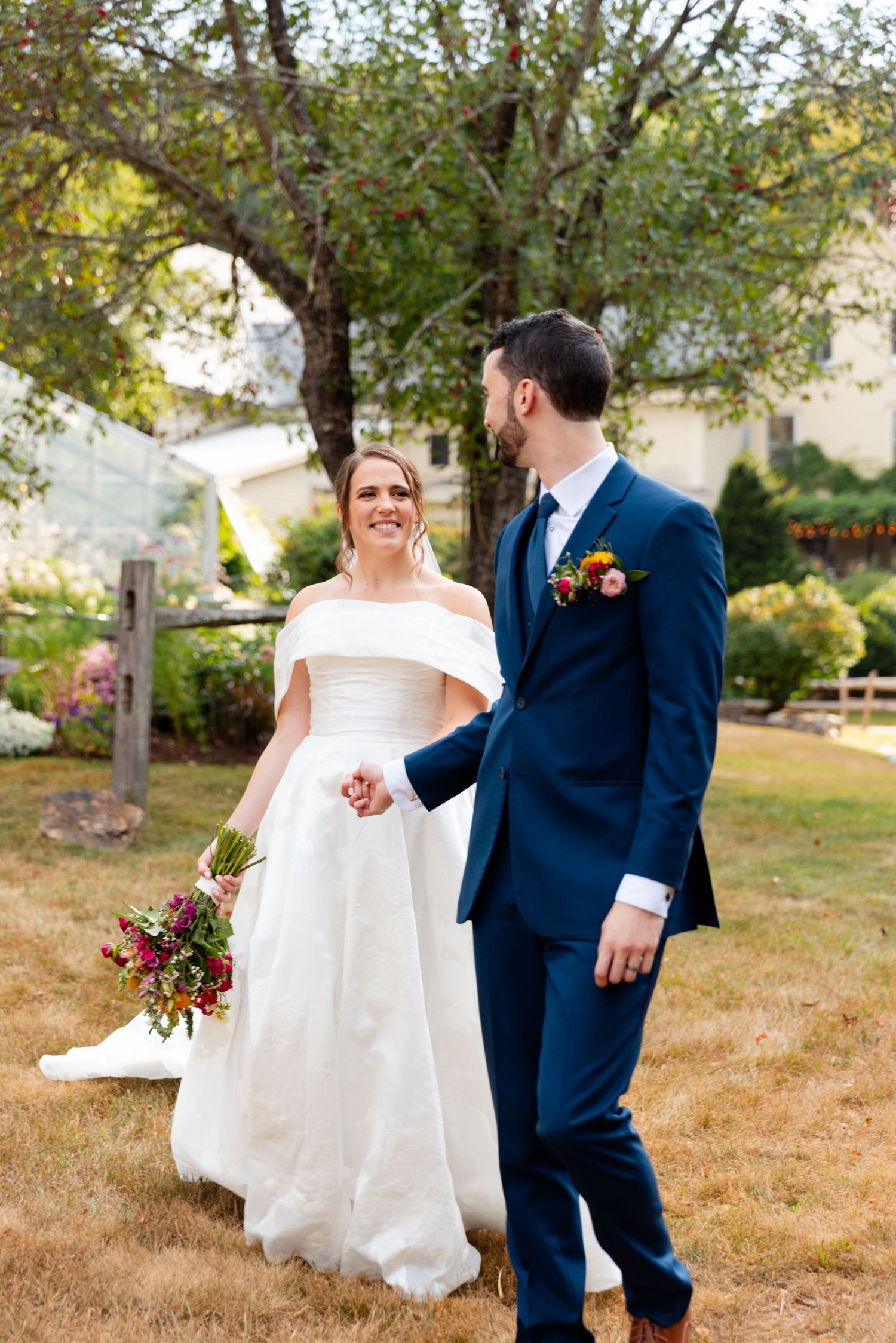 Barn on the Pemi, Plymouth, NH Wedding Venue Summer Wedding NH Documentary Wedding Photographer Heather Bronson Photography