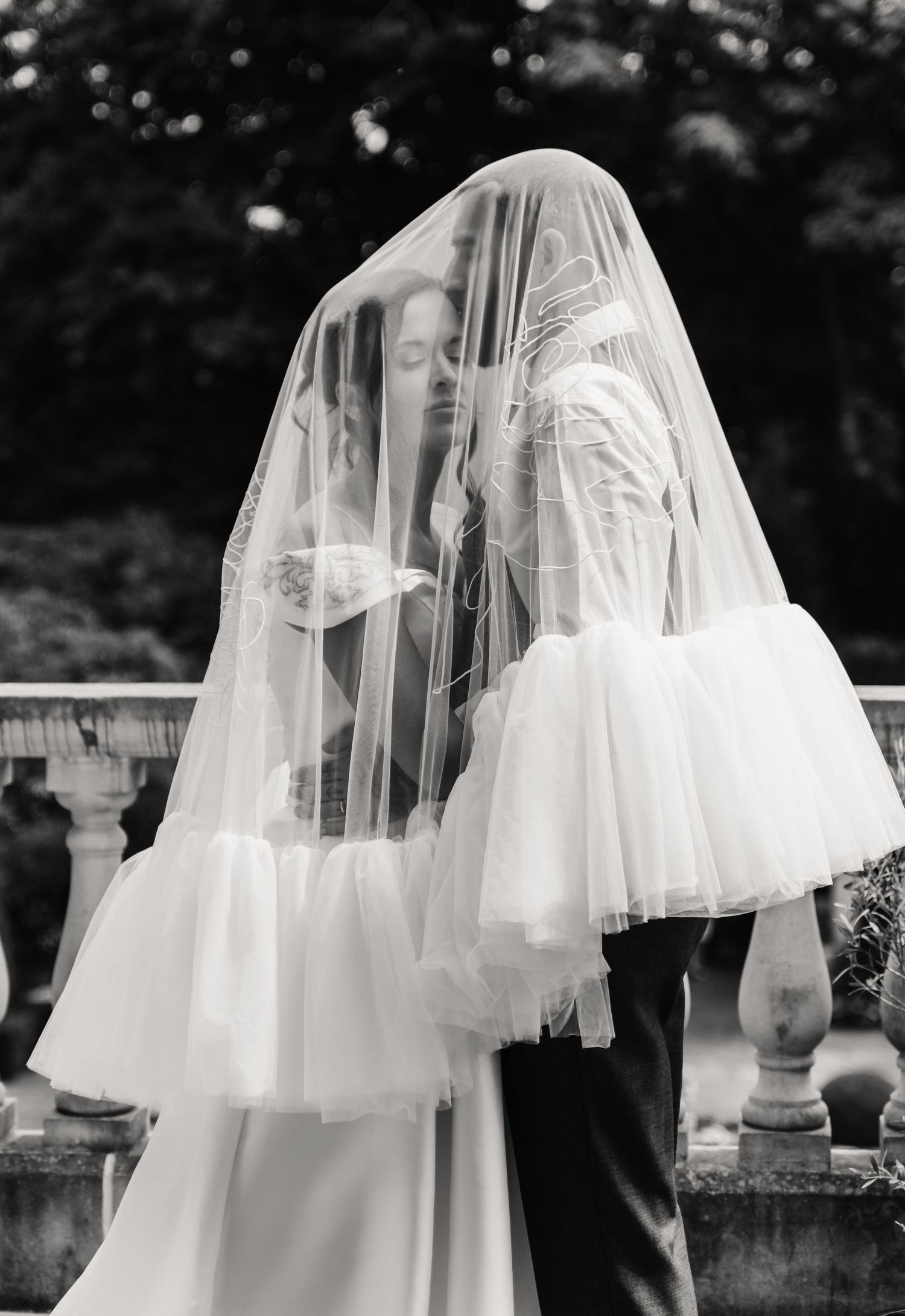 Over the head contemporary wedding veil at the Italian Villa, Compton Acres Poole from a Dorset candid wedding photographer