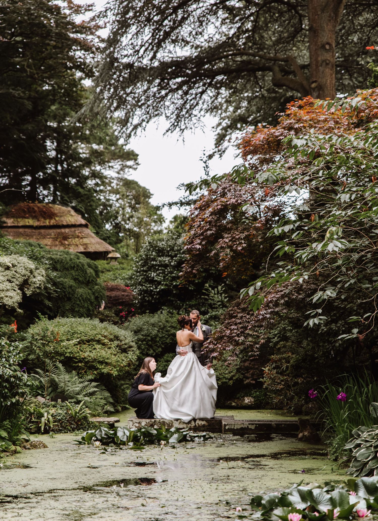 Italian Villa, Compton Acres Poole from a Dorset candid wedding photographer