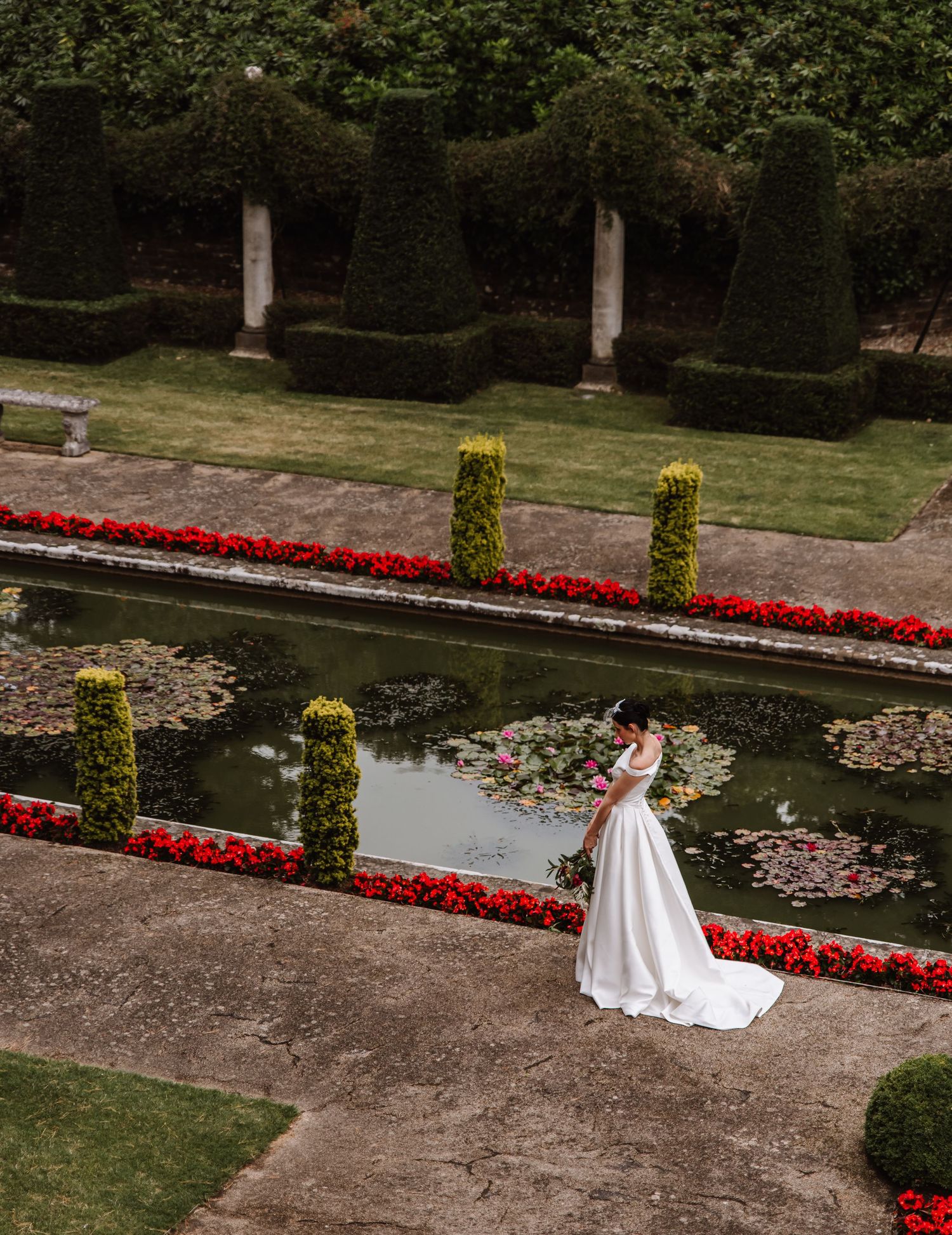 Italian Villa, Compton Acres Poole from a Dorset candid wedding photographer