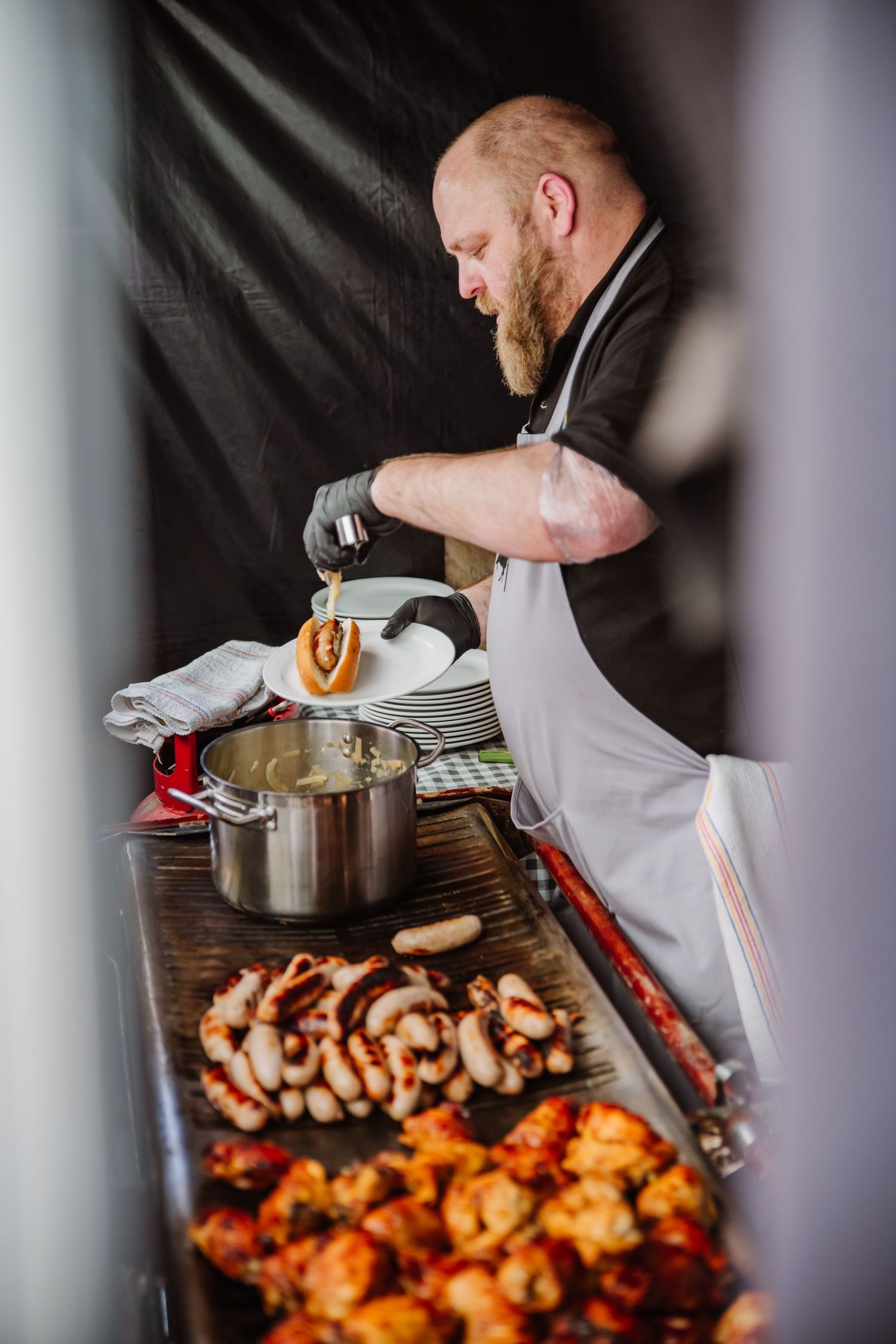 The Perfect Pig BBQ and Dorset wedding caterer in Poole. At the Crown Pub in Poole. Poole candid wedding photographer