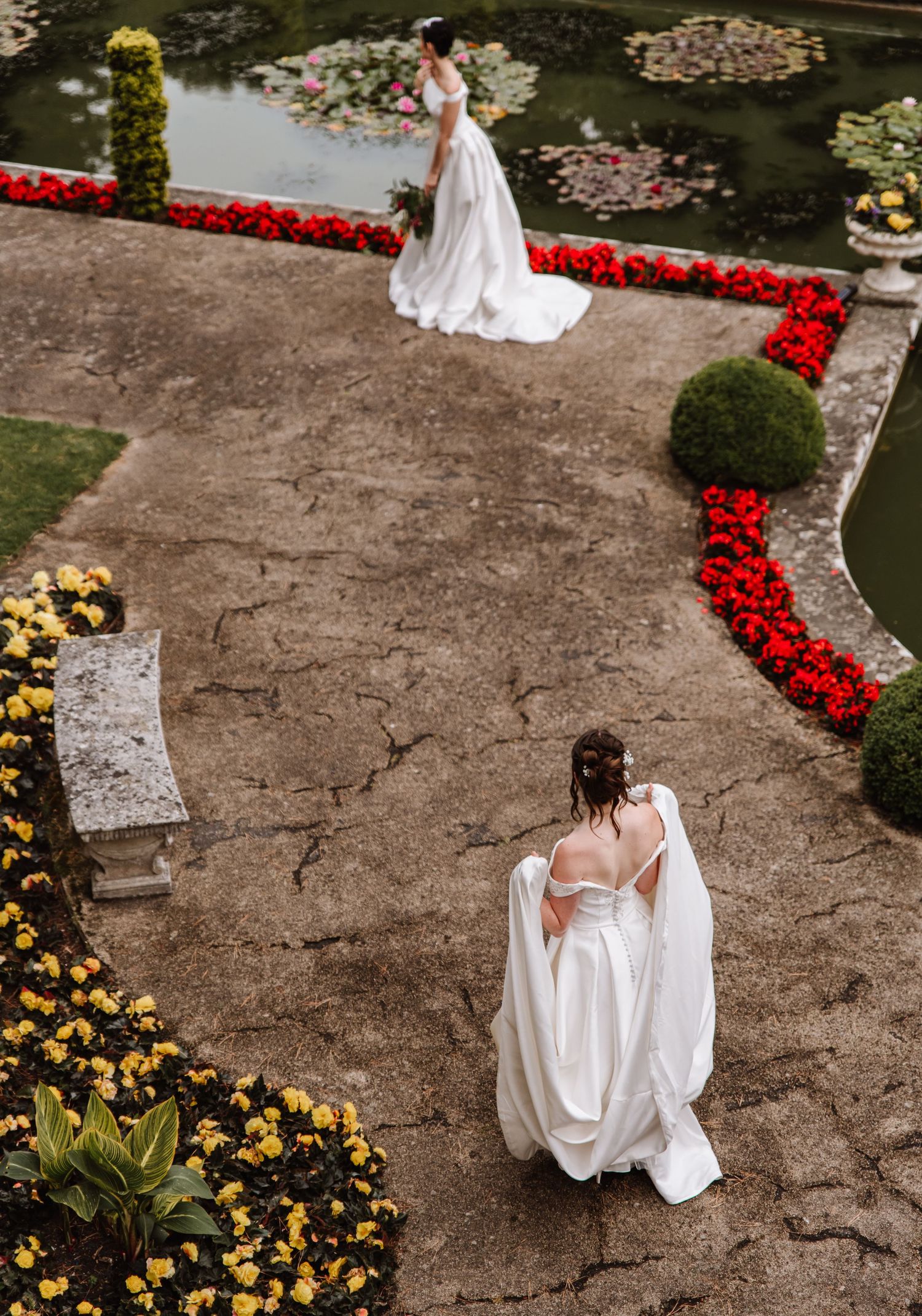 Italian Villa, Compton Acres Poole from a Dorset candid wedding photographer