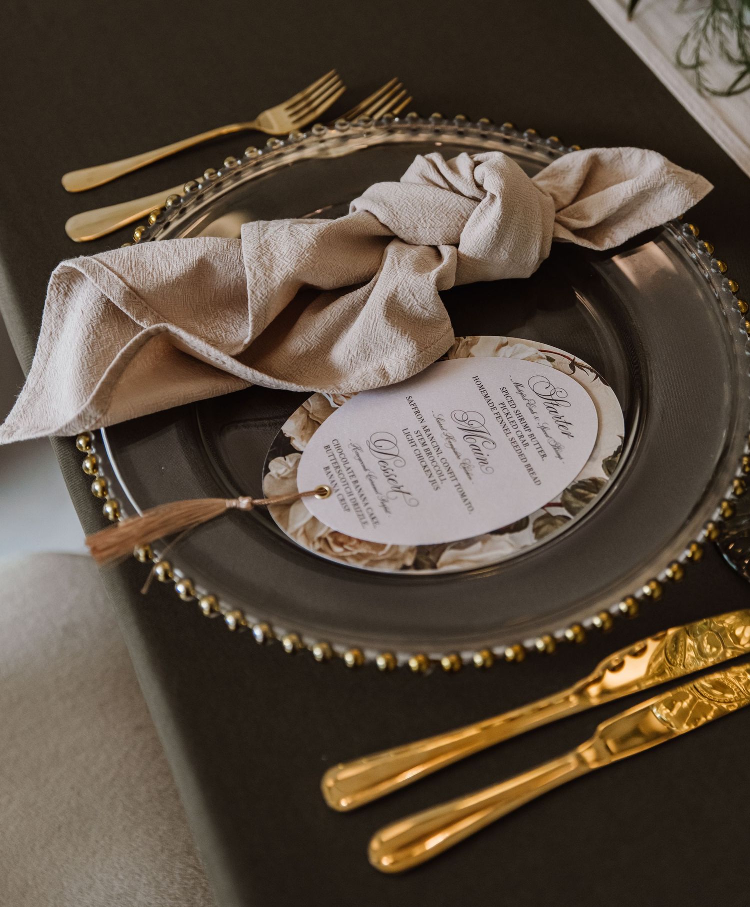 Italian Villa, Compton Acres Poole from a Dorset candid wedding photographer