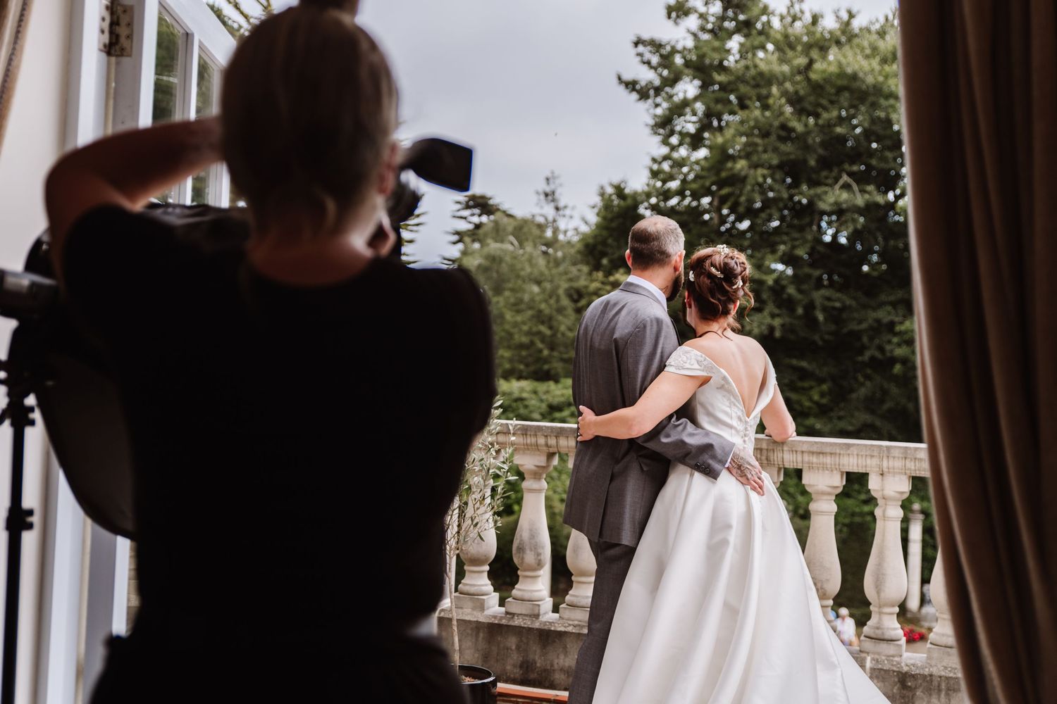 Italian Villa, Compton Acres Poole from a Dorset candid wedding photographer