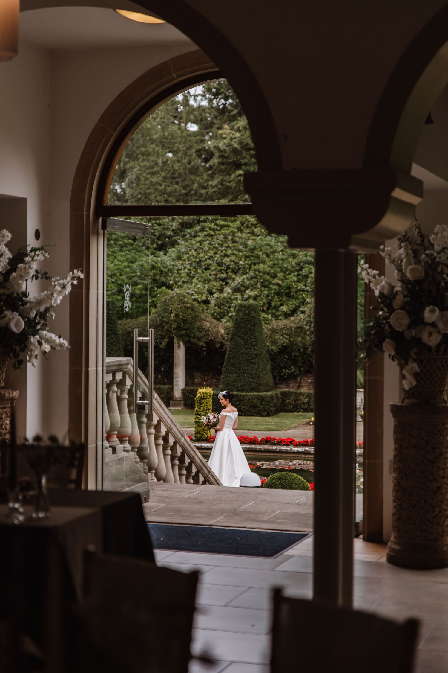 Italian Villa, Compton Acres Poole from a Dorset candid wedding photographer