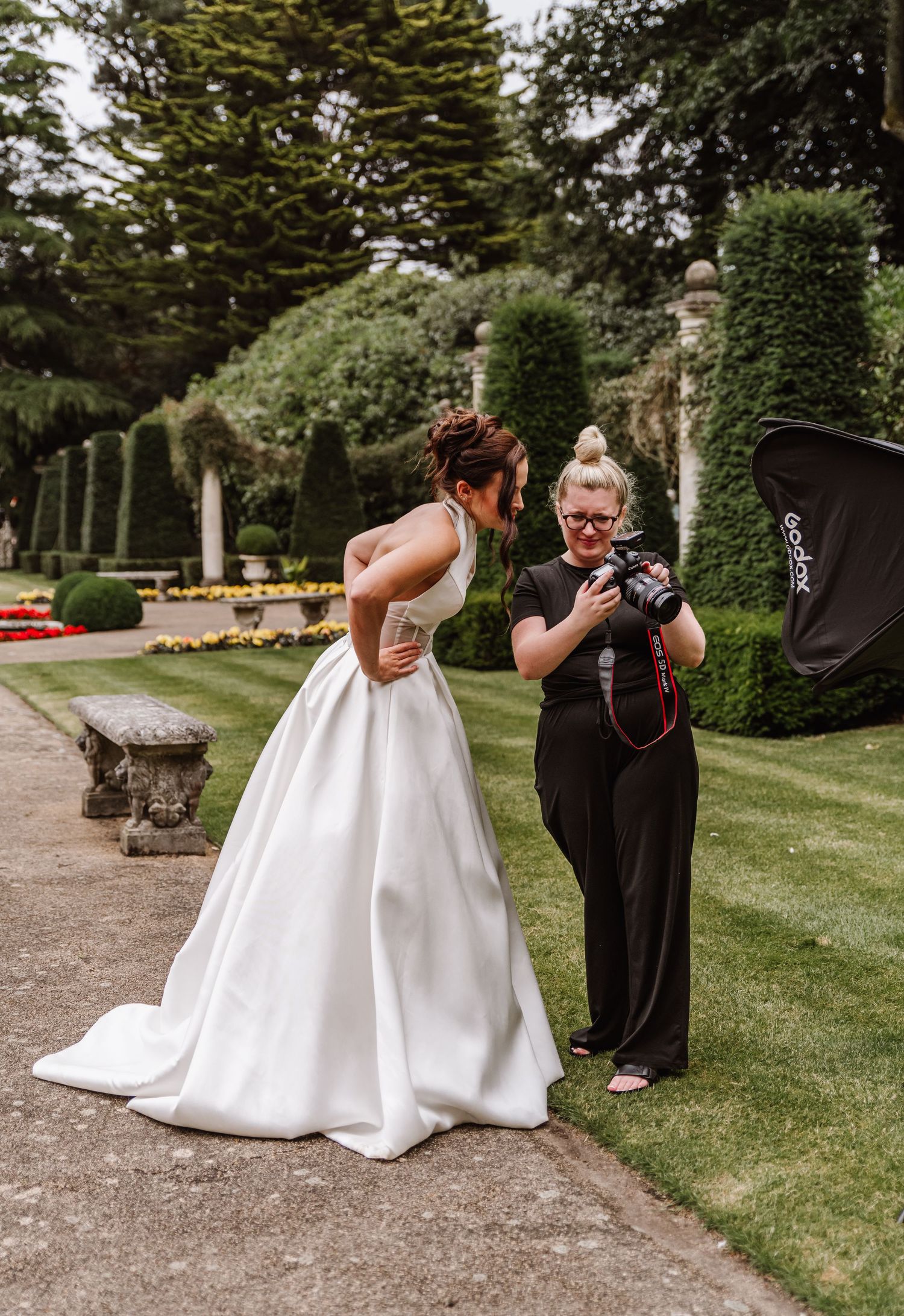 Italian Villa, Compton Acres Poole from a Dorset candid wedding photographer