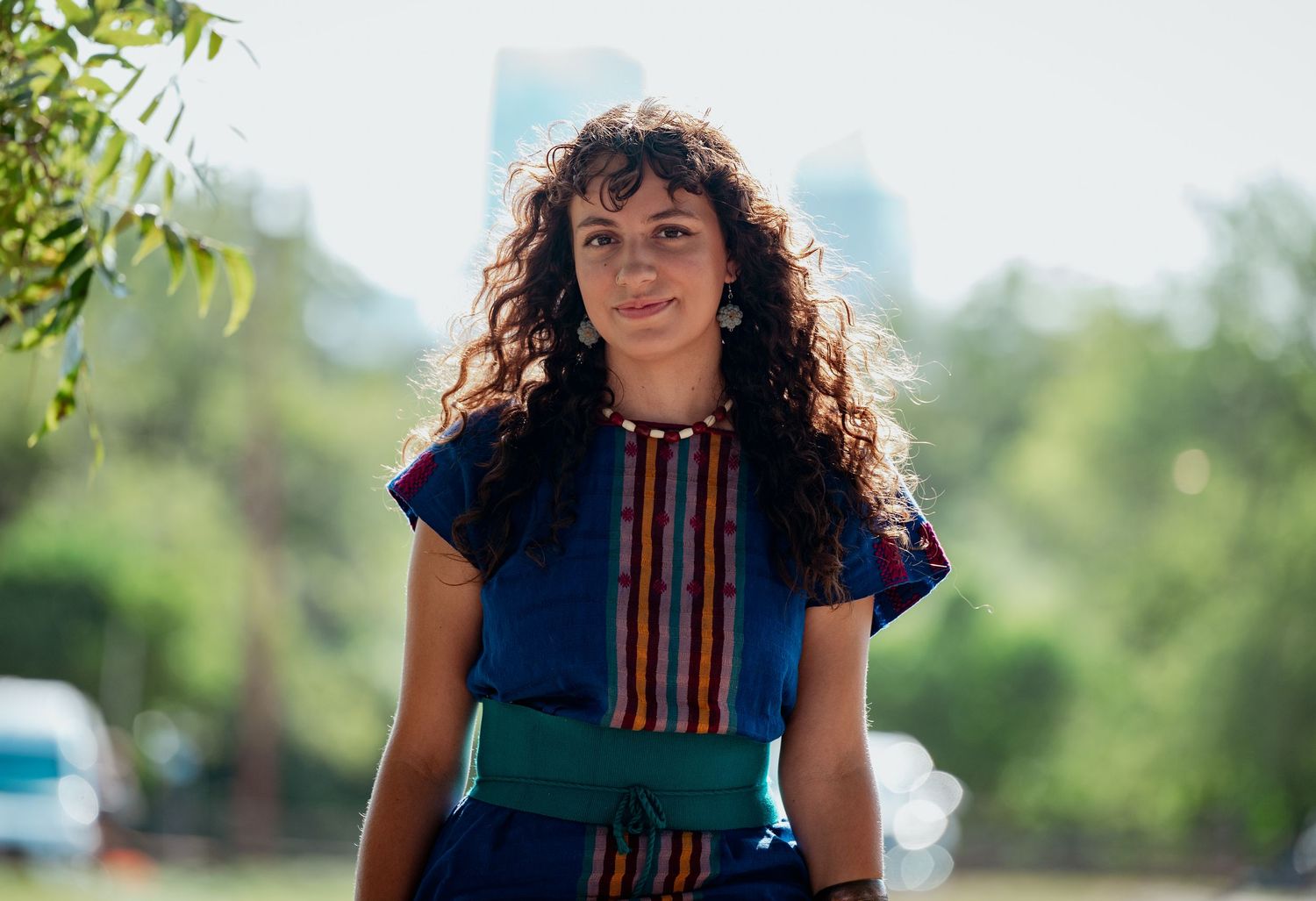 Senior photos taken in Austin, Texas. Photo taken by portrait photographer focusing on natural light photography.