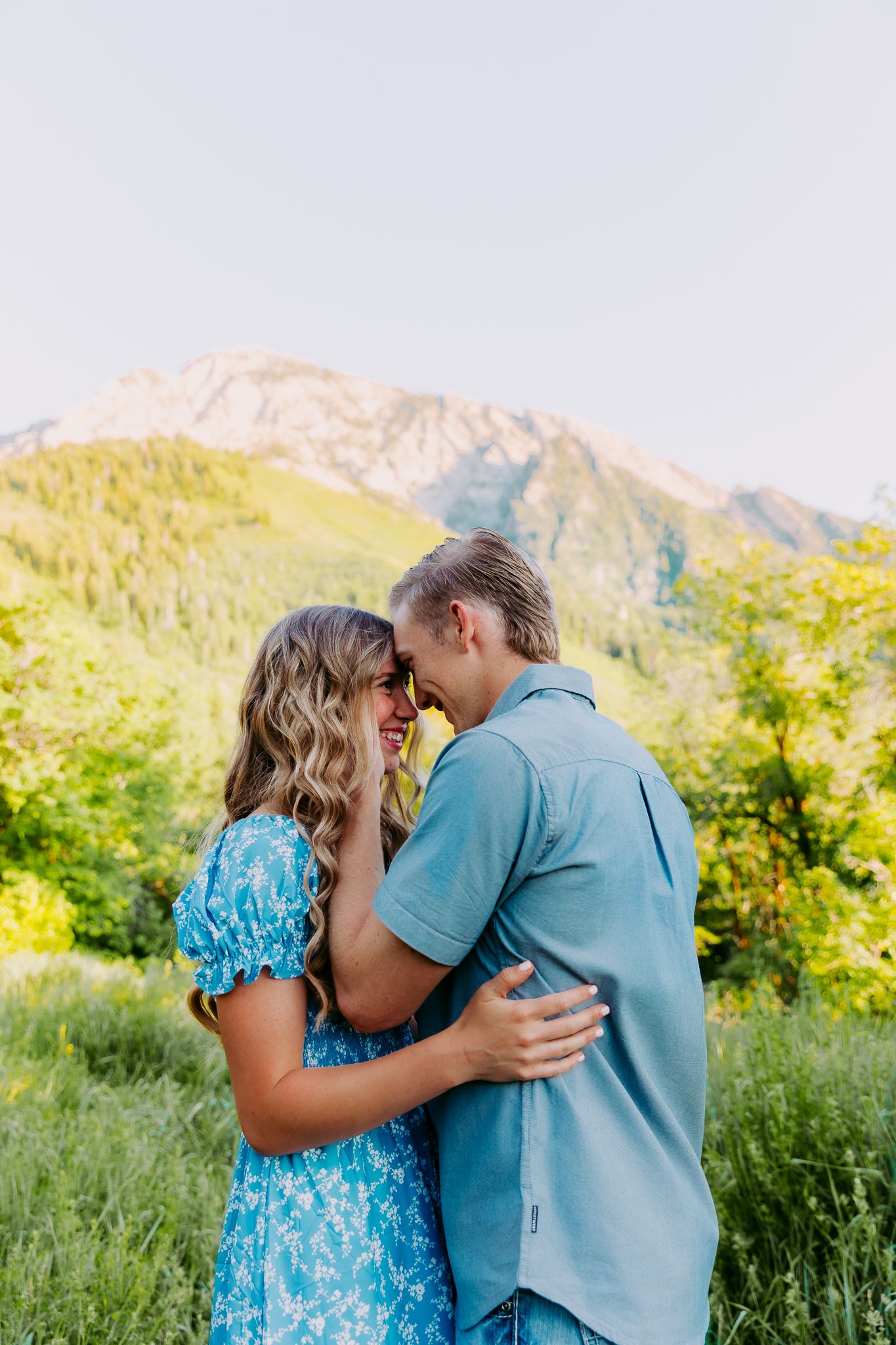 Outdoor Engagement Photography Session