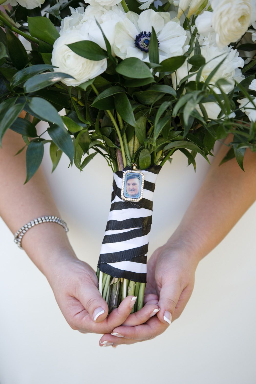 Winnipeg Wedding Photographer Chantelle Dione Photography St Charles Golf Course Wedding