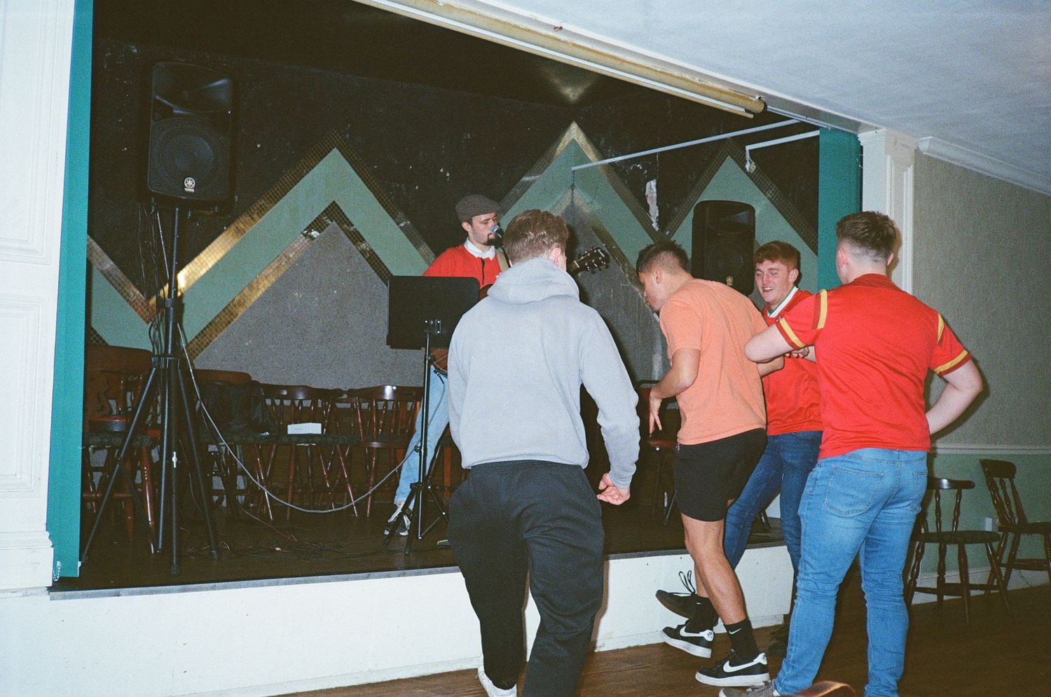 rhys Morgan gig on film. picsbyshannonjames & Shannon James Photography.
