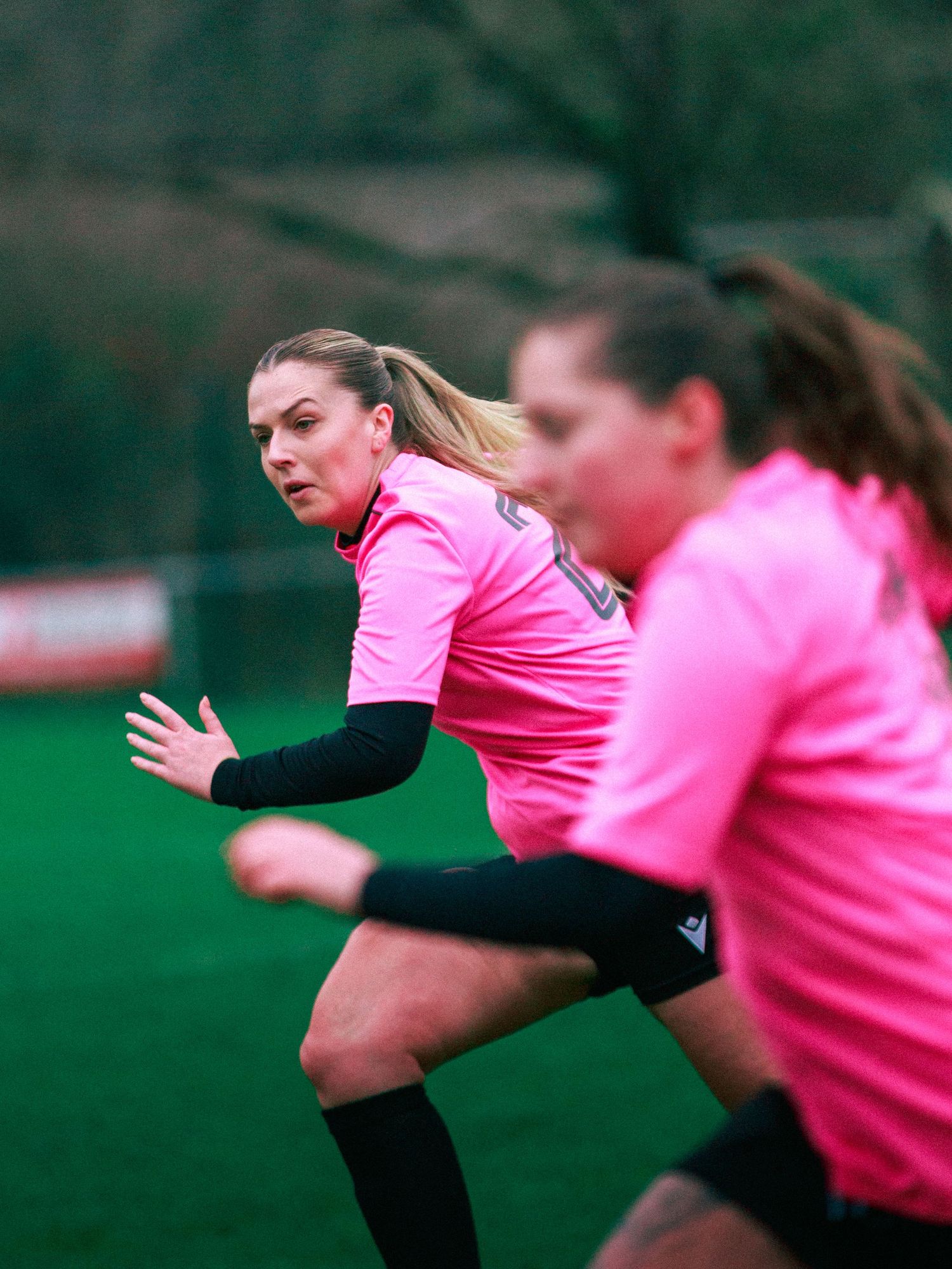 football photography. picsbyshannonjames & Shannon James Photography.
