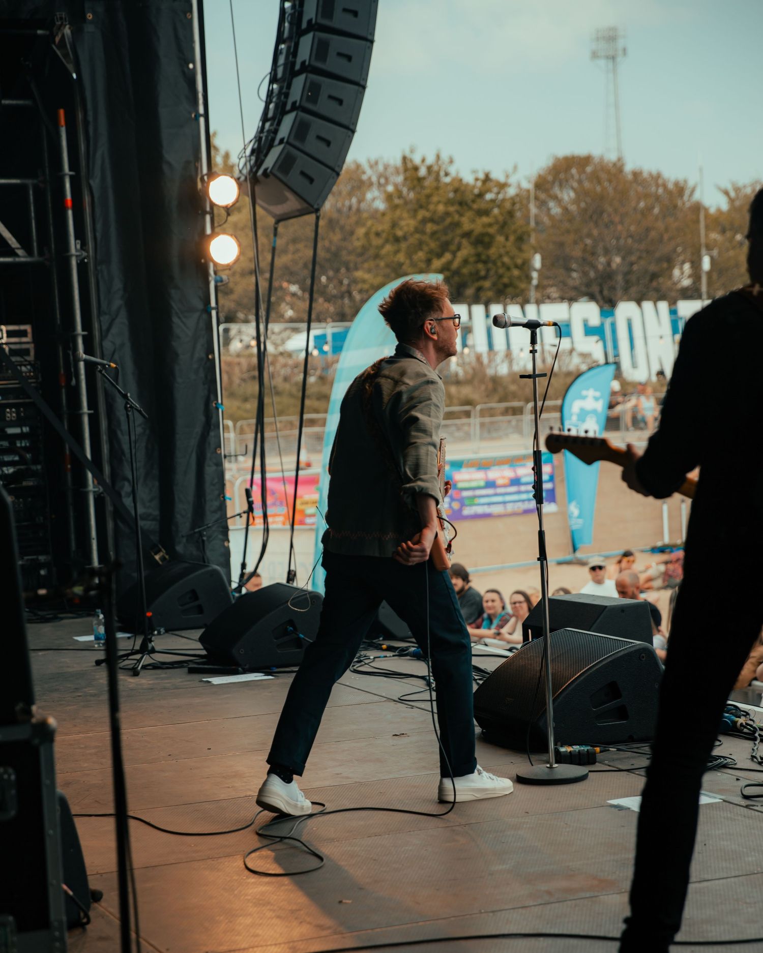 who's molly? at tunes on the bay. picsbyshannonjames & Shannon James Photography.