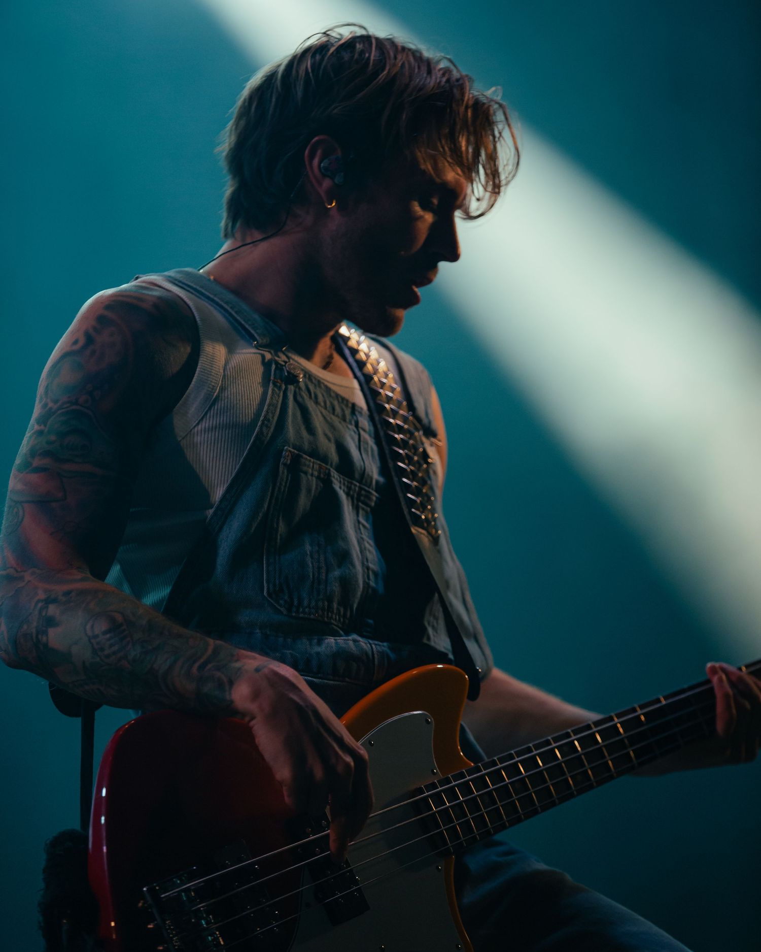 dougie poynter from mcfly at tunes on the bay. picsbyshannonjames & Shannon James Photography.