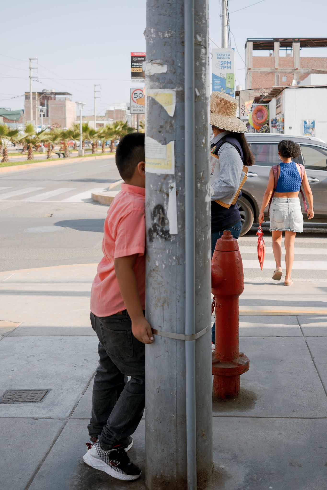 Alexandra Dillow Photography – Lima Peru documentary fine art travel photography, Alexandra Yadgaroff Peru 2025
