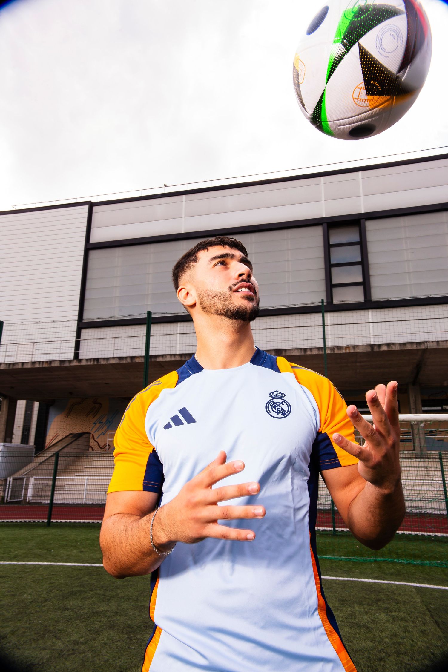 shooting adidas footkorner