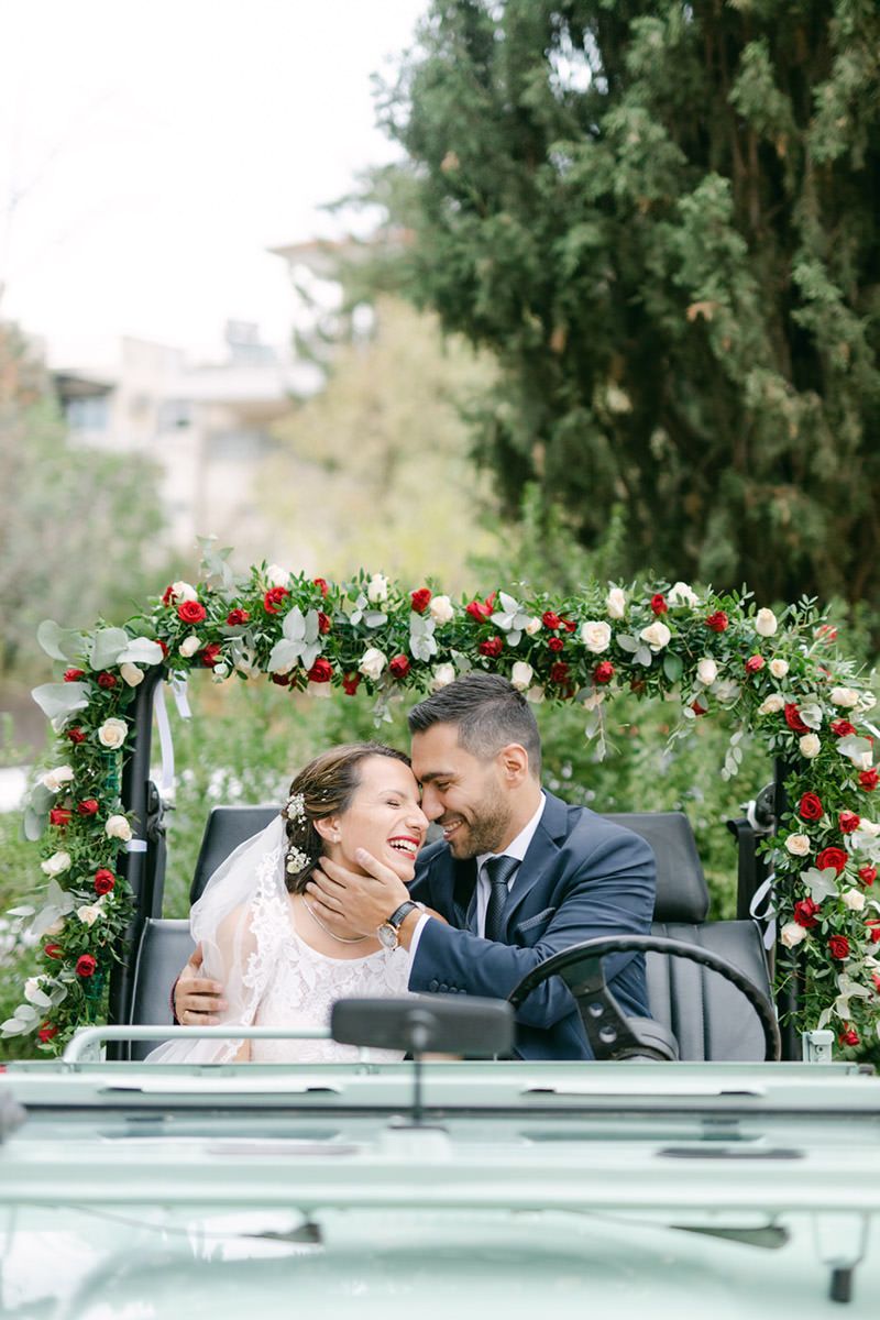 Refined wedding content from an outdoor ceremony in Greece