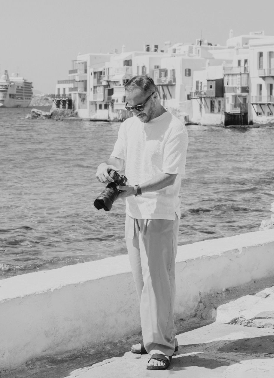 Sotiris Photographer and content Creator of Refined White
