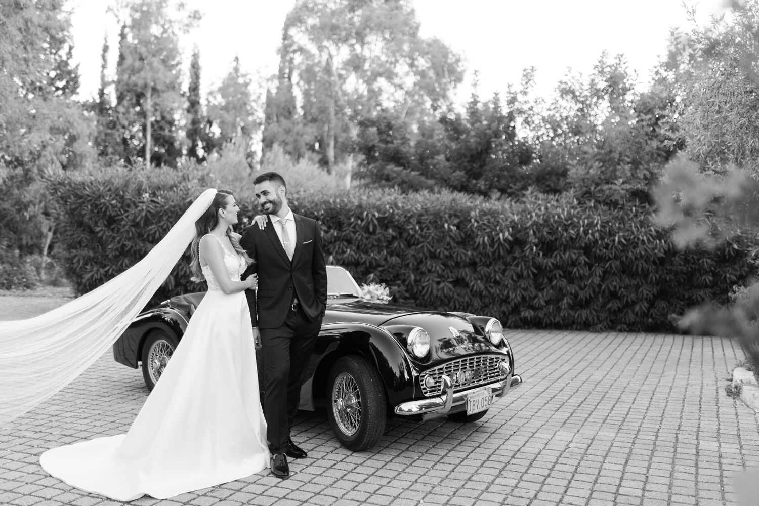 Refined wedding content greece wedding