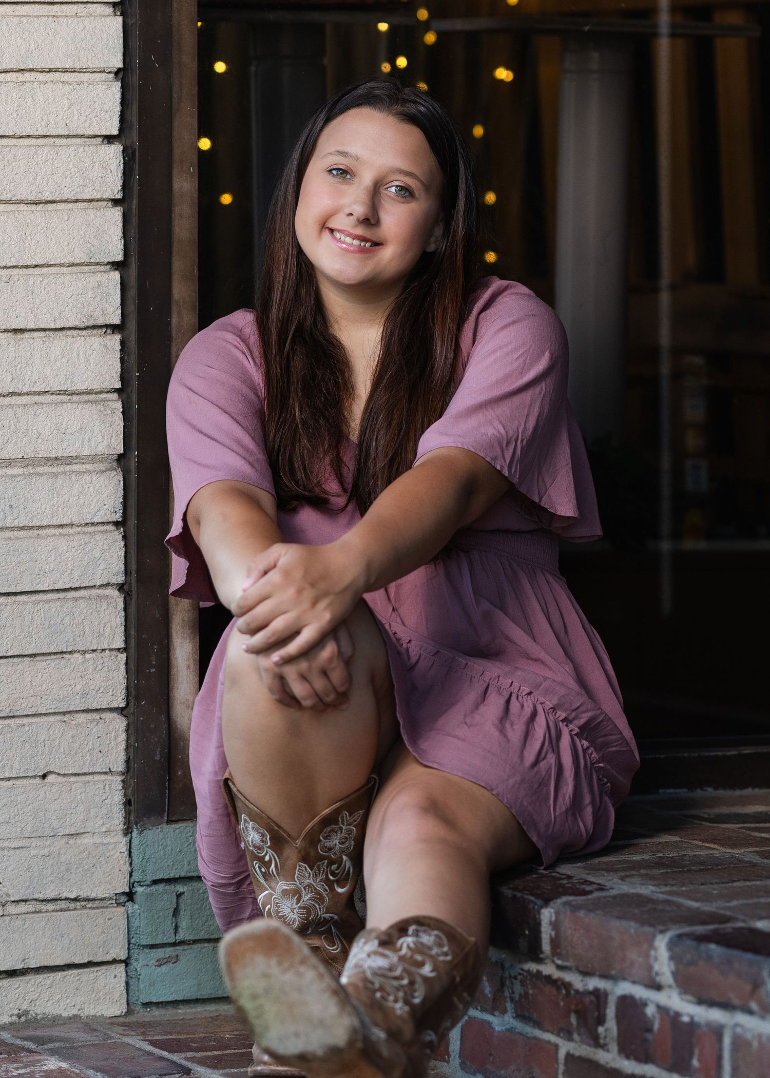 Allie senior photo. Outdoors, Fulton Kentucky.