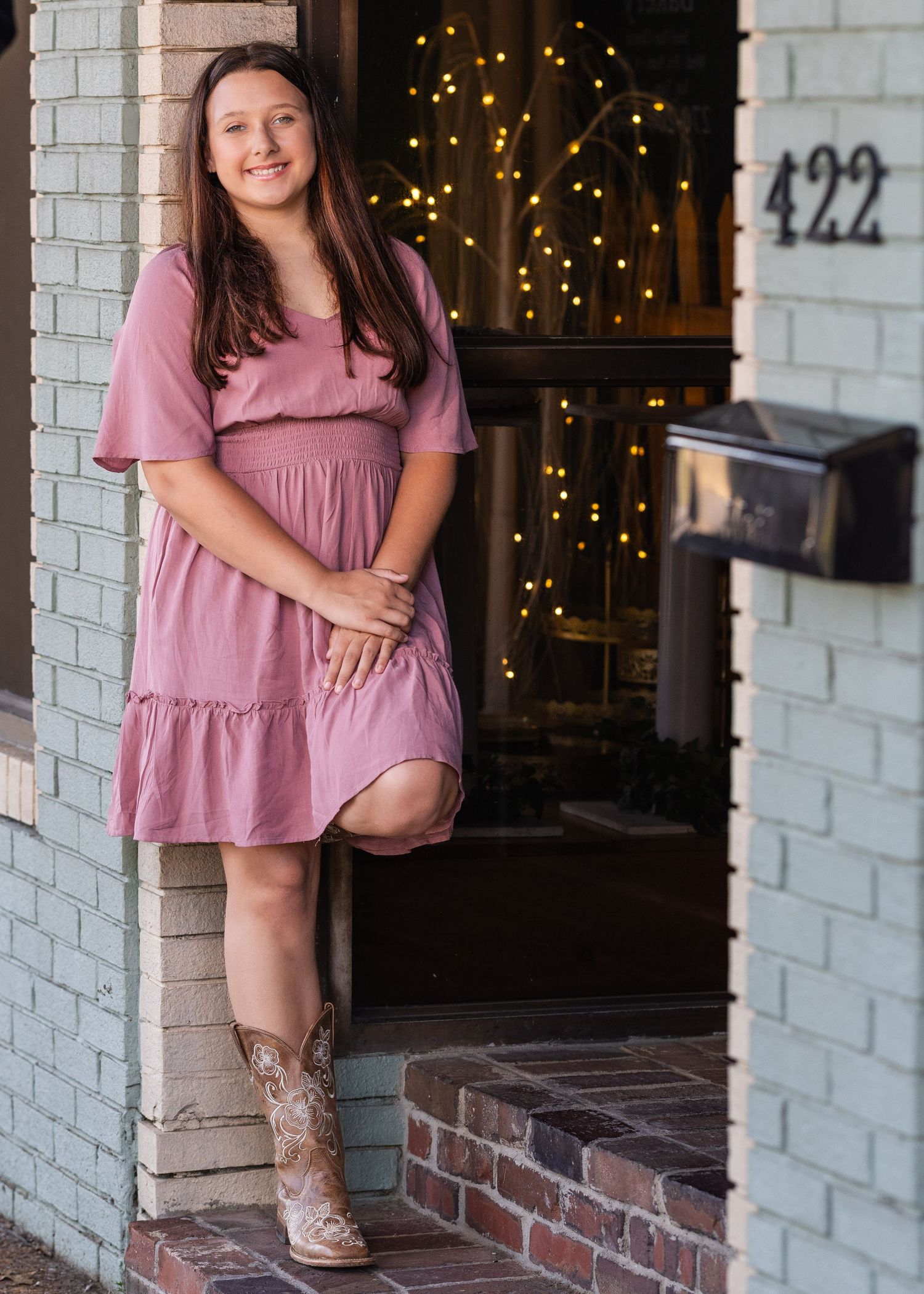 Allie senior photo. Outdoors, Fulton Kentucky.