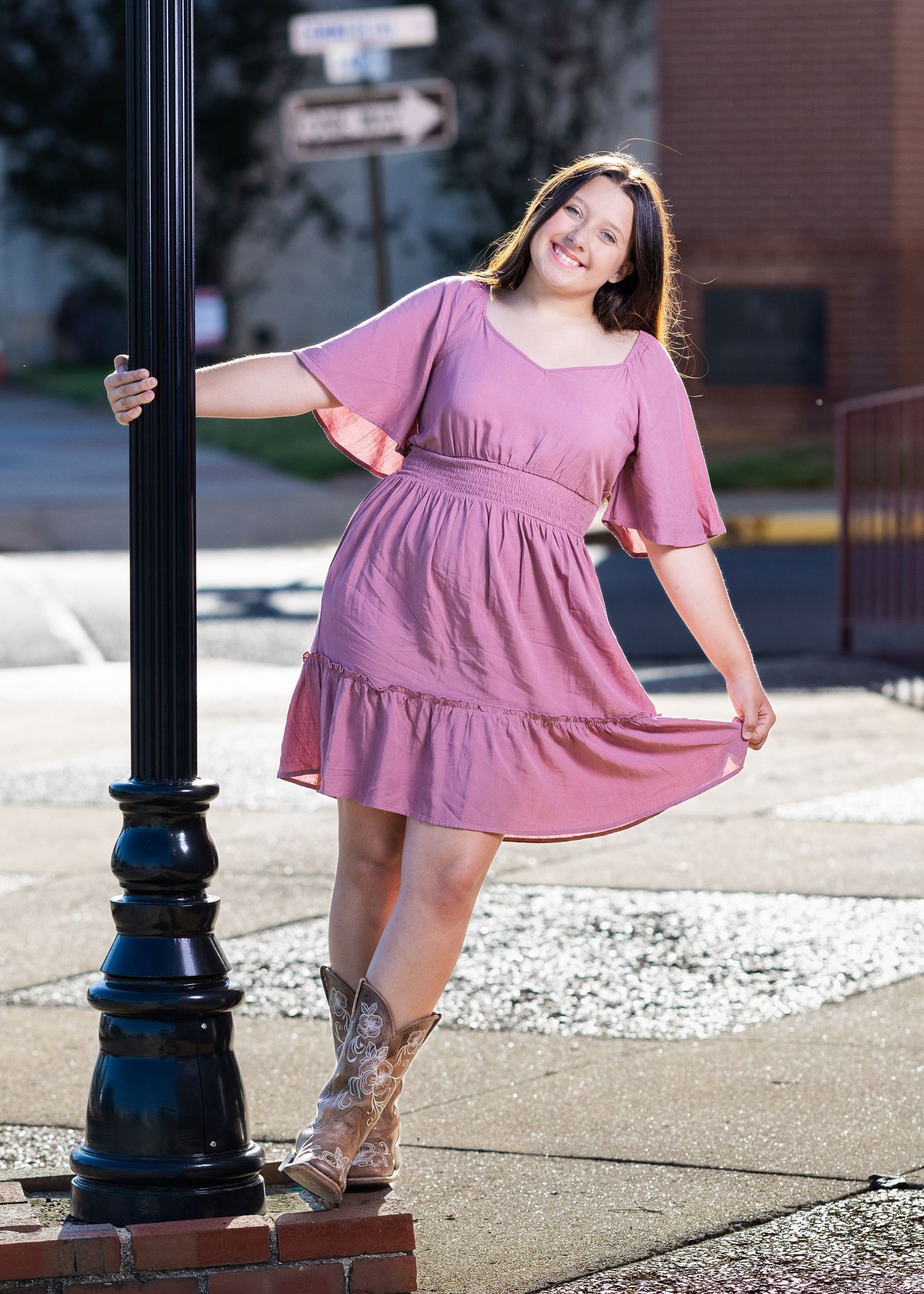Allie senior photo. Outdoors, Fulton Kentucky.