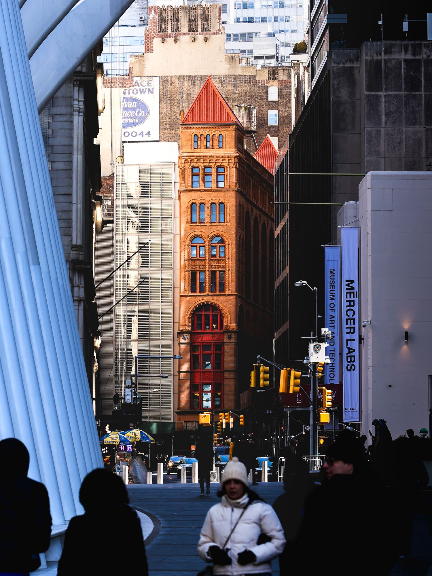 Example of contrast in photos