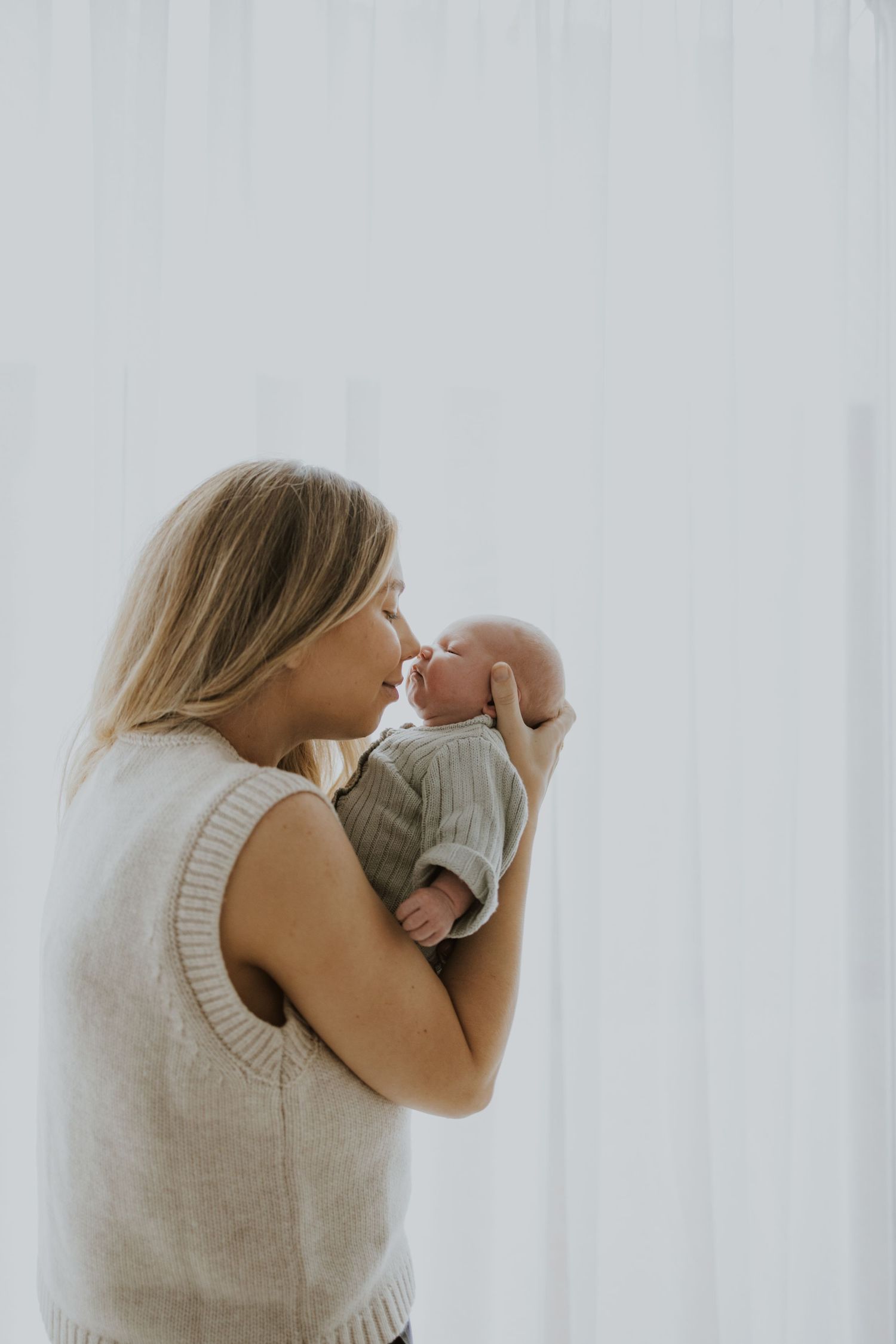 Geelong Melbourne newborn maternity family couples photographer photography