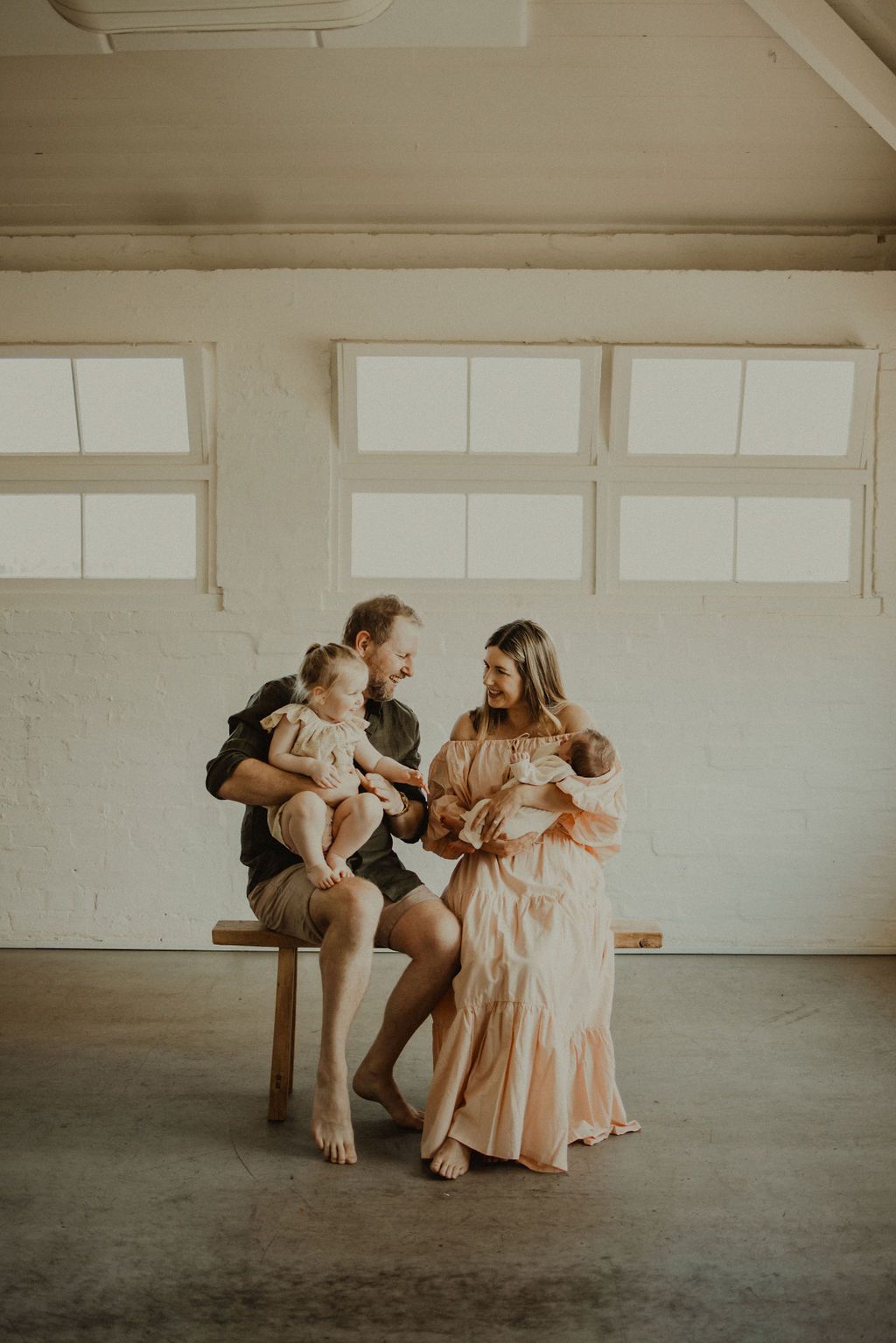 Geelong Lara Surf Coast Torquay Ocean Grove Barwon Heads newborn maternity pregnancy family motherhood couples photographer photography
