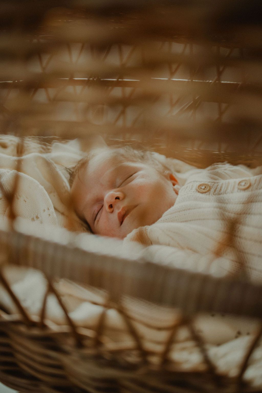 Geelong Lara Surf Coast Torquay Ocean Grove Barwon Heads newborn maternity pregnancy family motherhood couples photographer photography