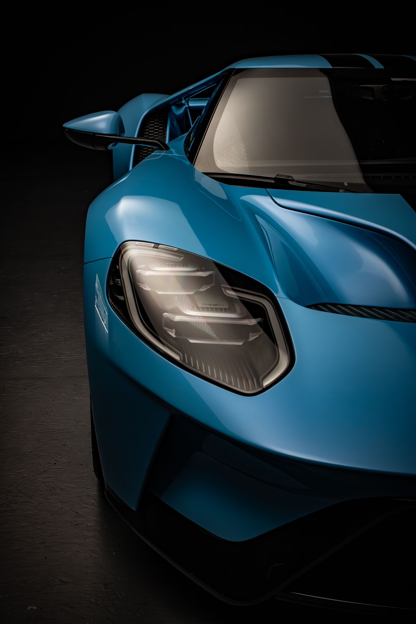 Ford Gt headlight front angle