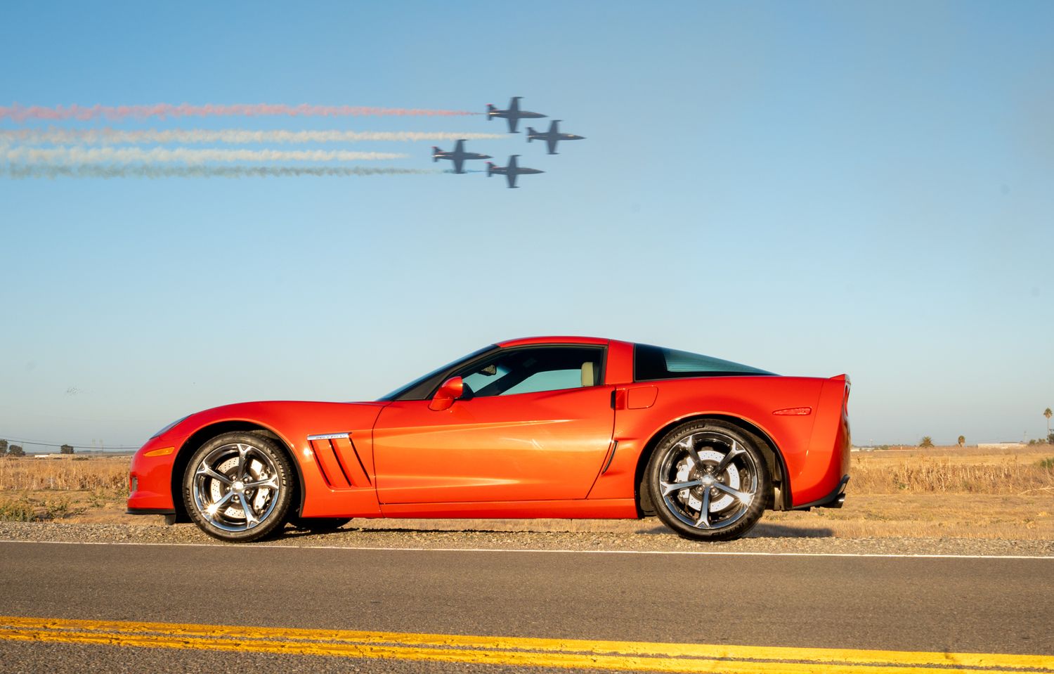 Corvette C6 with Patriots jet