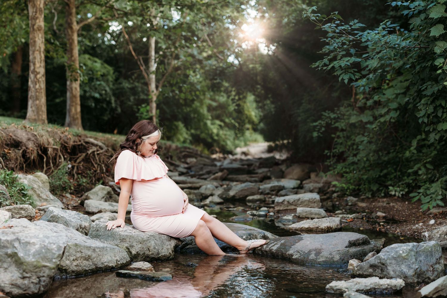 Maternity / Baby Bump / Mom to be photo by professional photographer