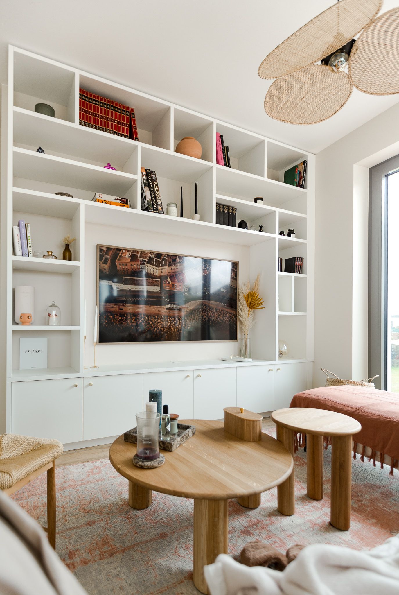 séjour décoré avec ameublement fait sur mesure