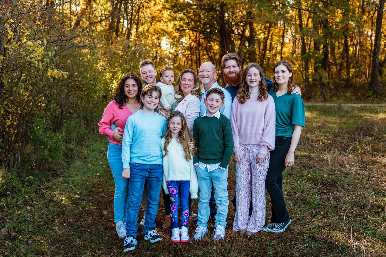 Family photographer located throughout the Kansas City Metro area. Based in Blue Springs, Missouri.