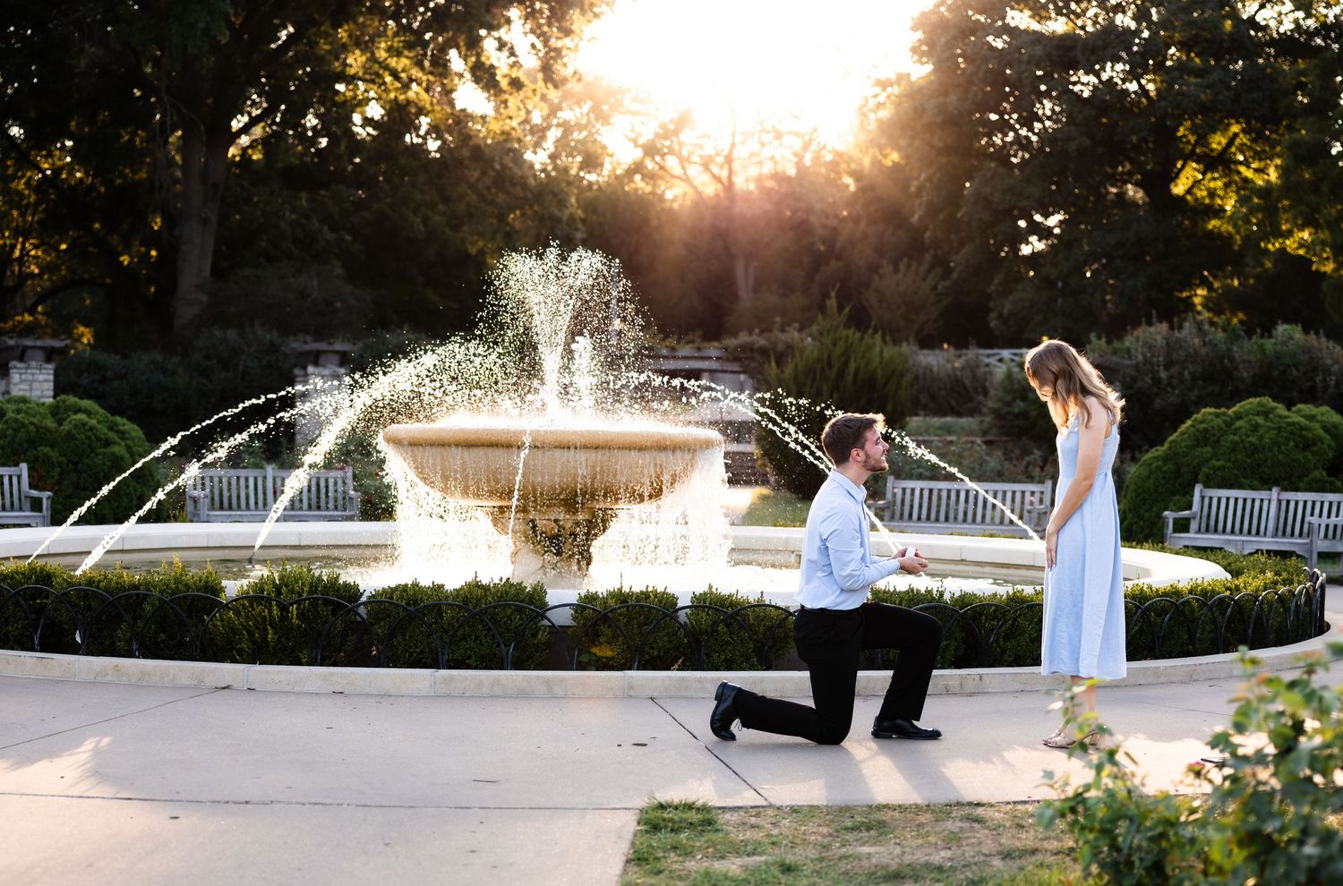 Proposal and couples photographer located throughout the Kansas City Metro area. Based in Blue Springs, Missouri.