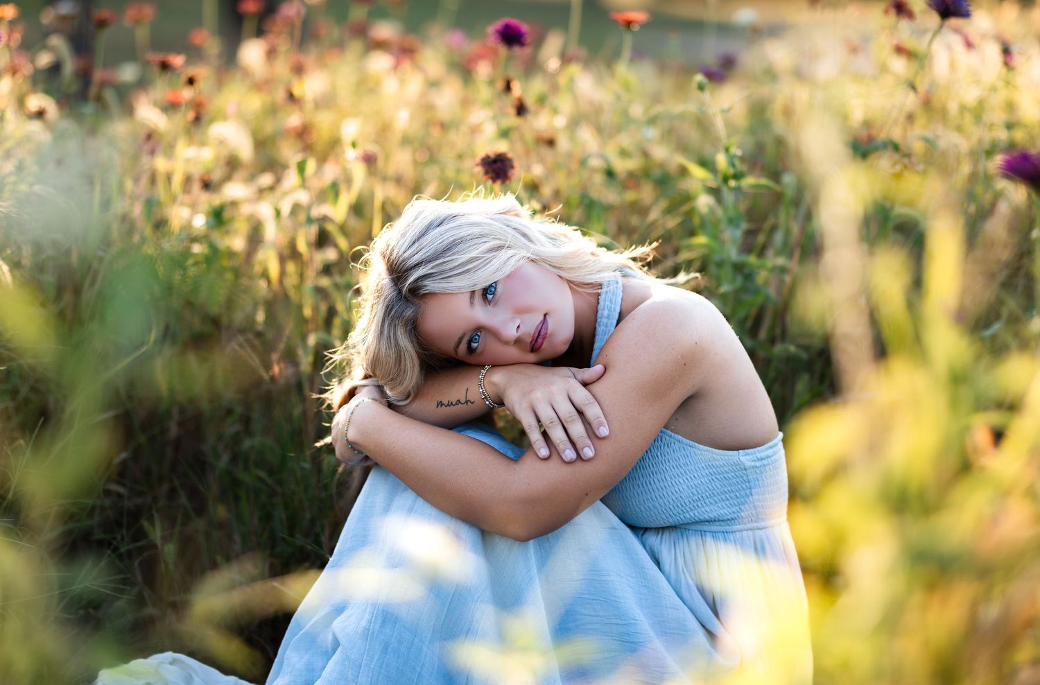 Senior photographer located throughout the Kansas City Metro area. Based in Blue Springs, Missouri.