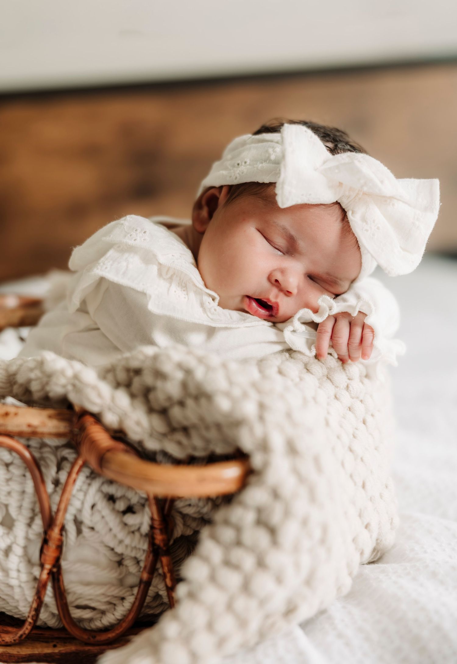 Newborn photographer located throughout the Kansas City Metro area. Based in Blue Springs, Missouri.