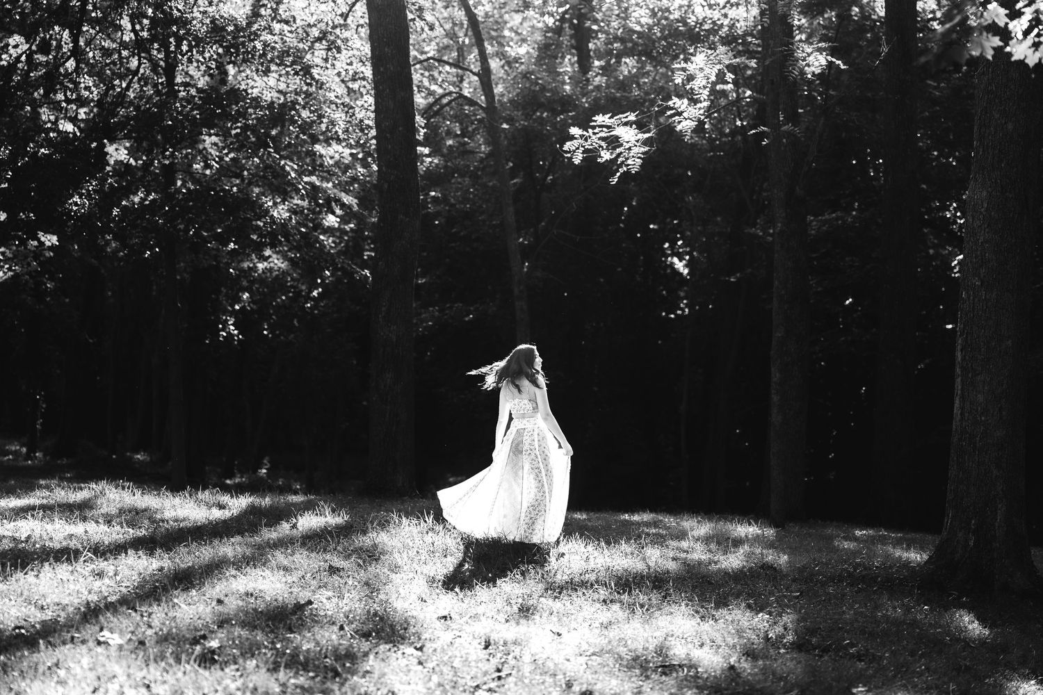 Senior photographer located throughout the Kansas City Metro area. Based in Blue Springs, Missouri.