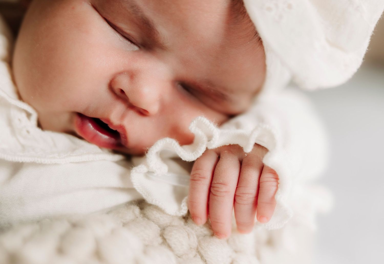 Newborn detailed photoshoot with photographer located throughout the Kansas City Metro area. Based in Blue Springs, Missouri.