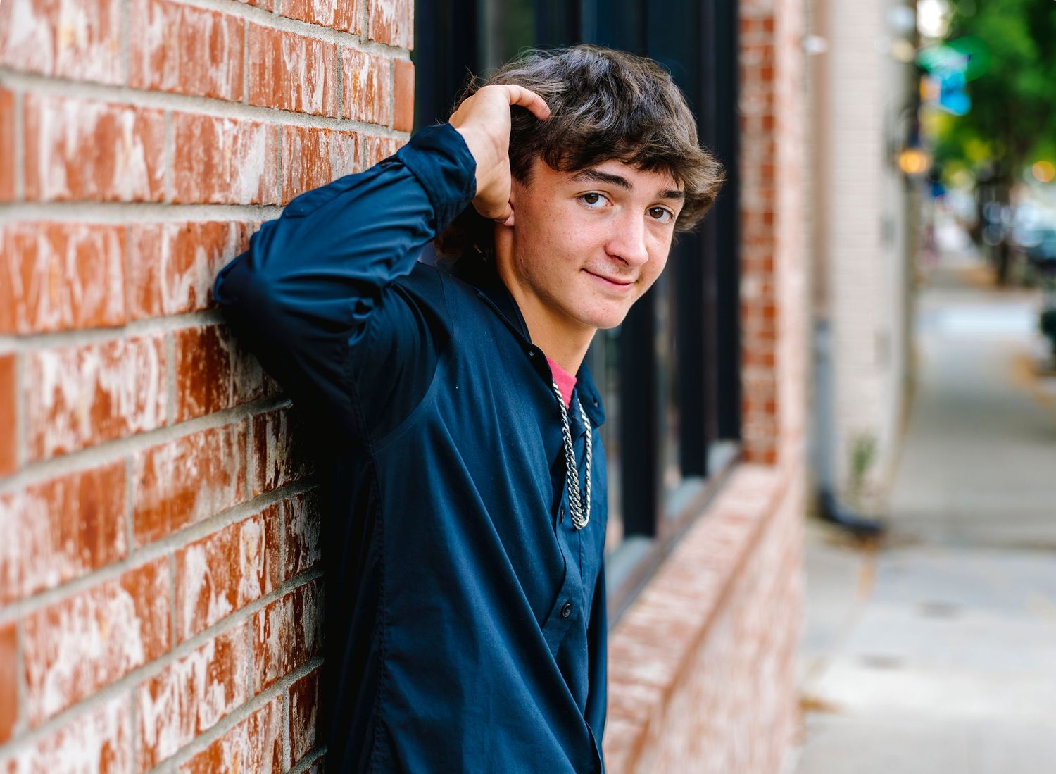 Senior photographer located throughout the Kansas City Metro area. Based in Blue Springs, Missouri.