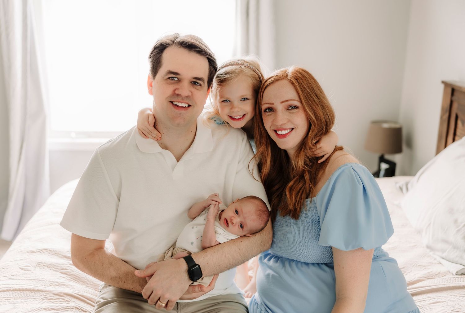 Newborn photographer located throughout the Kansas City Metro area. Based in Blue Springs, Missouri.