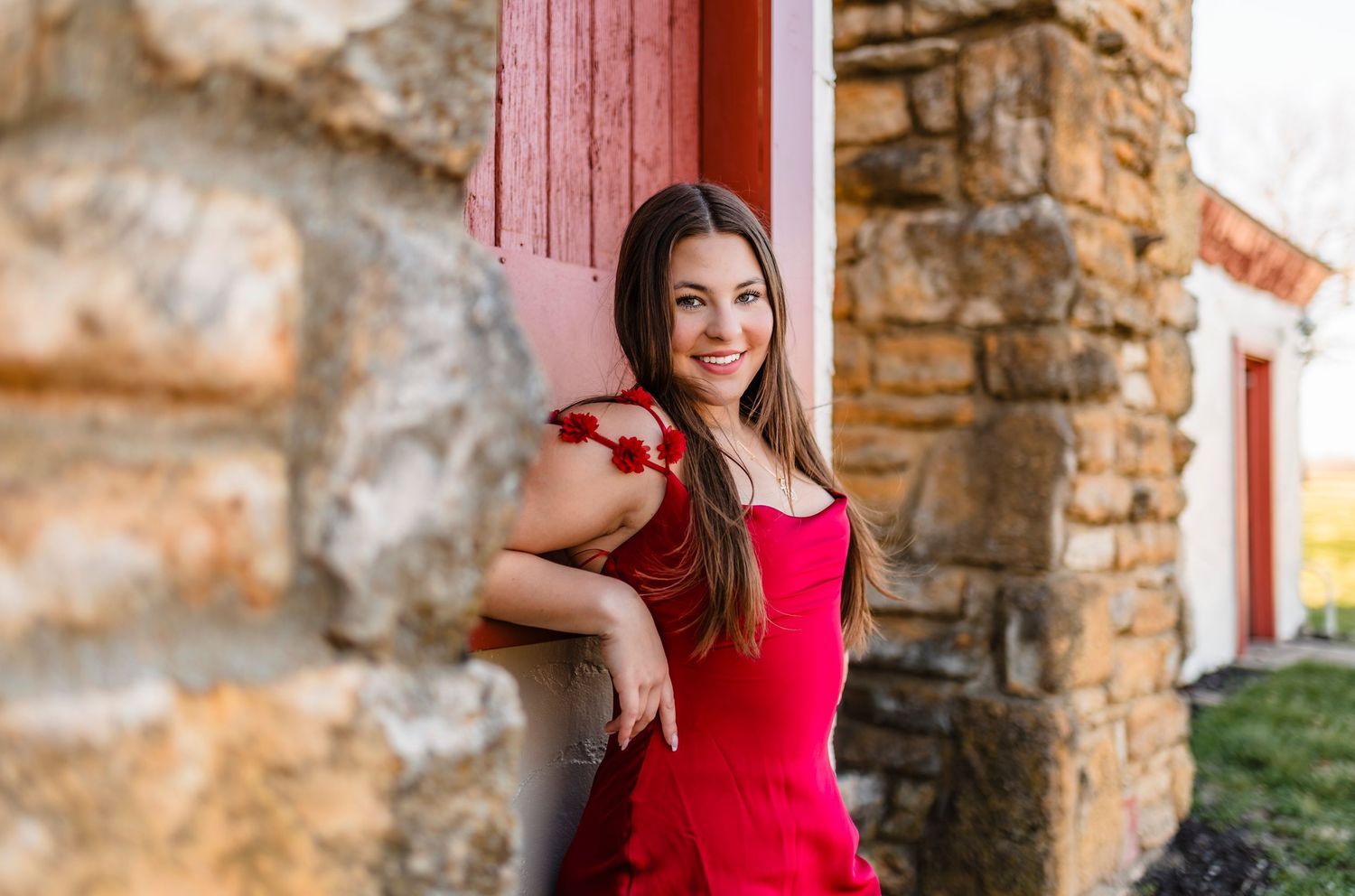 Senior photographer located throughout the Kansas City Metro area. Based in Blue Springs, Missouri.