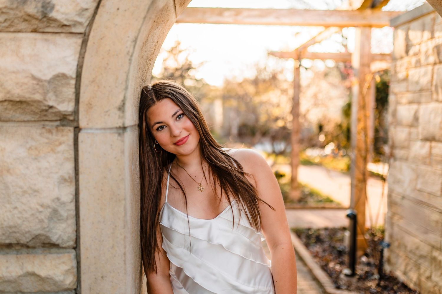 Senior photographer located throughout the Kansas City Metro area. Based in Blue Springs, Missouri.
